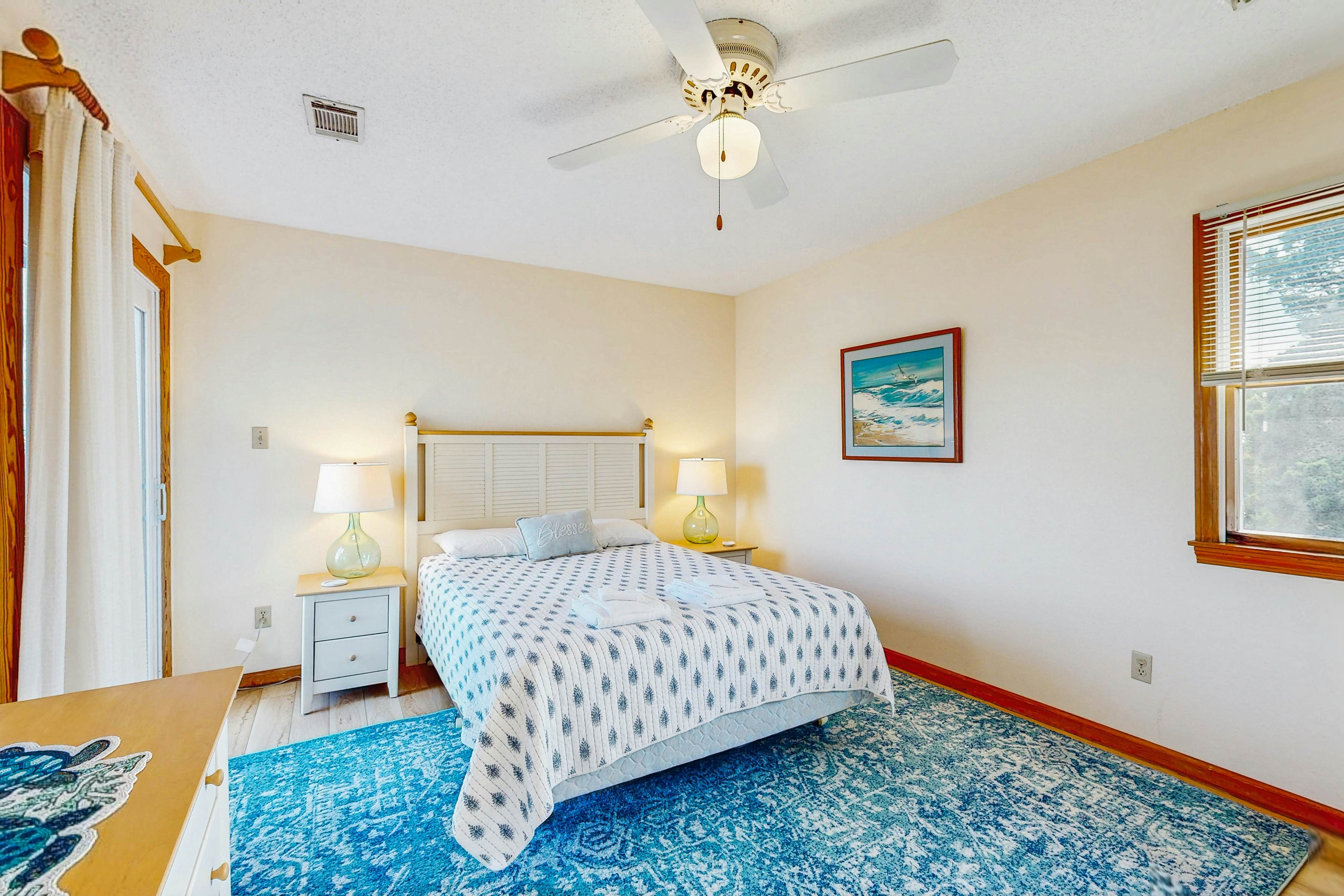 AV432 Happy Hour 432