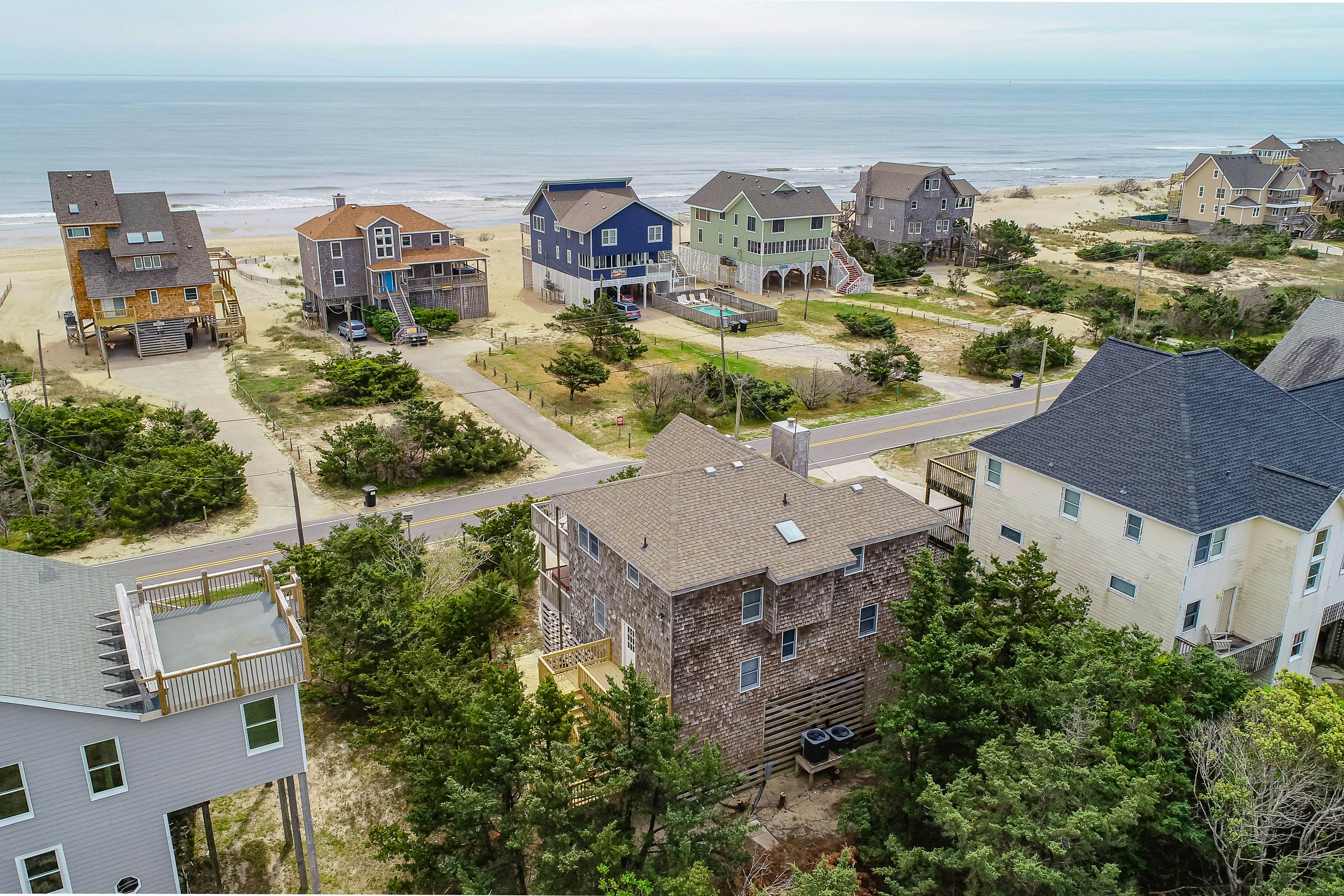 AV432 Happy Hour 432