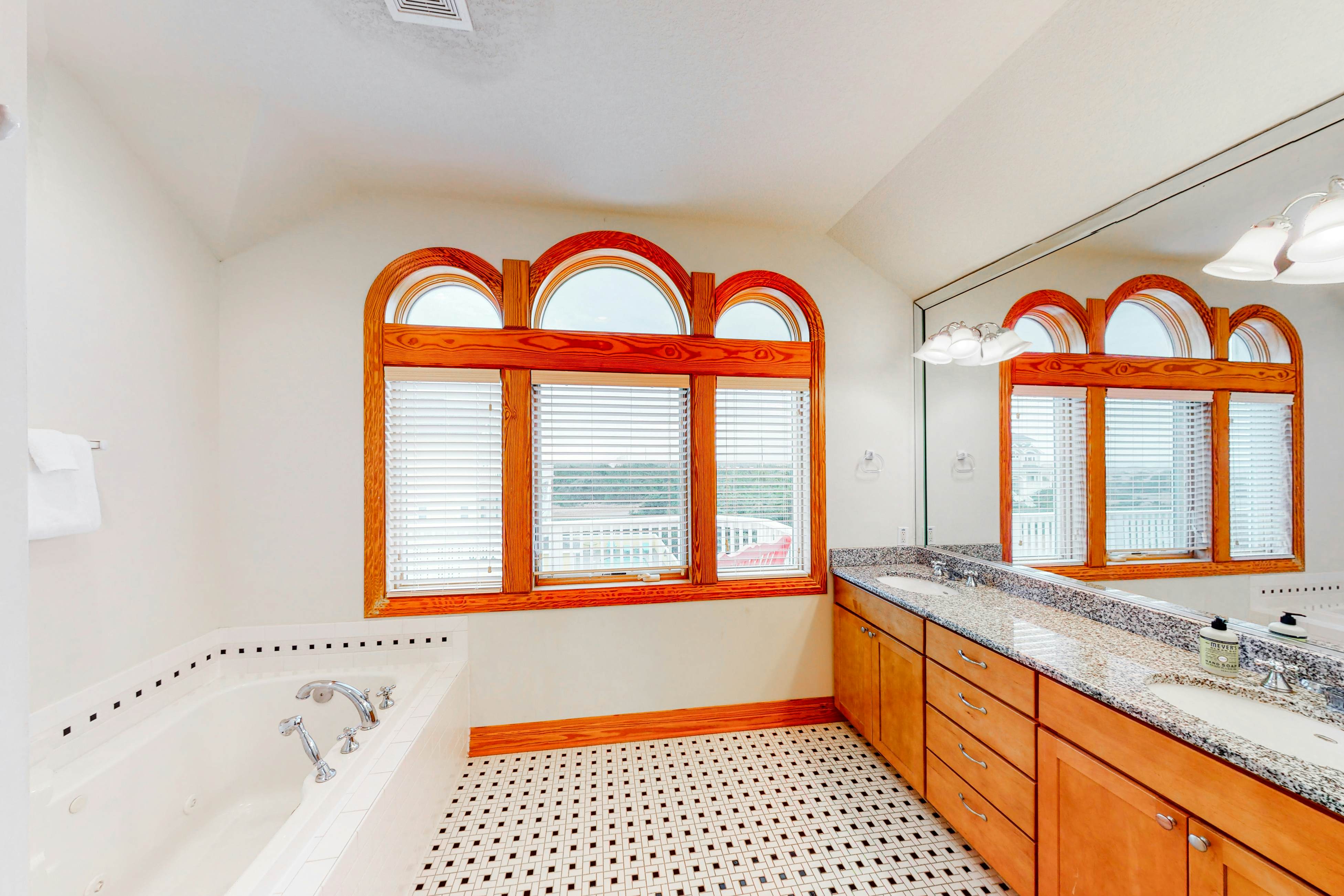 SOSB33 7 Day Weekend #33-S