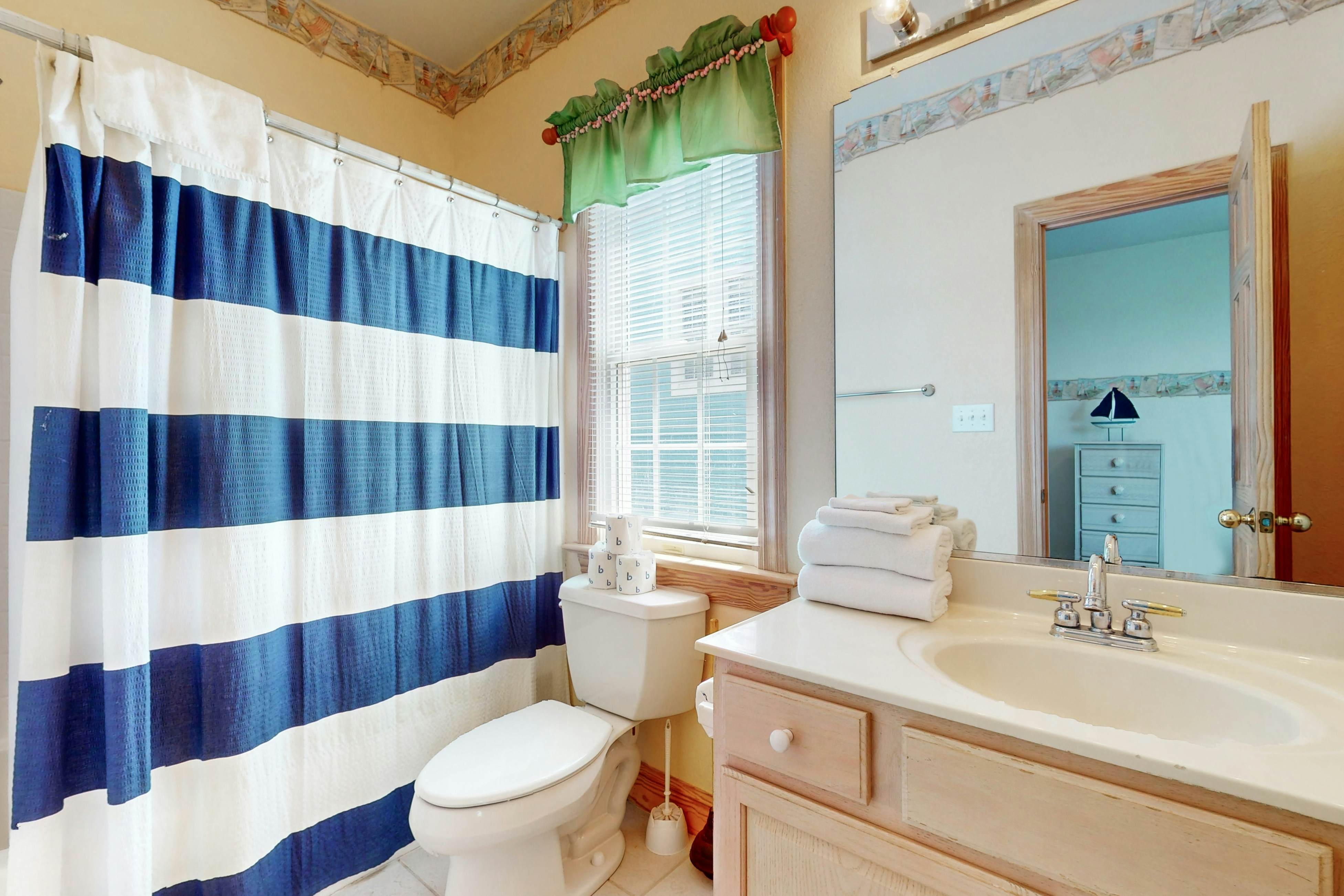 HAHBS15 Down by the Sea