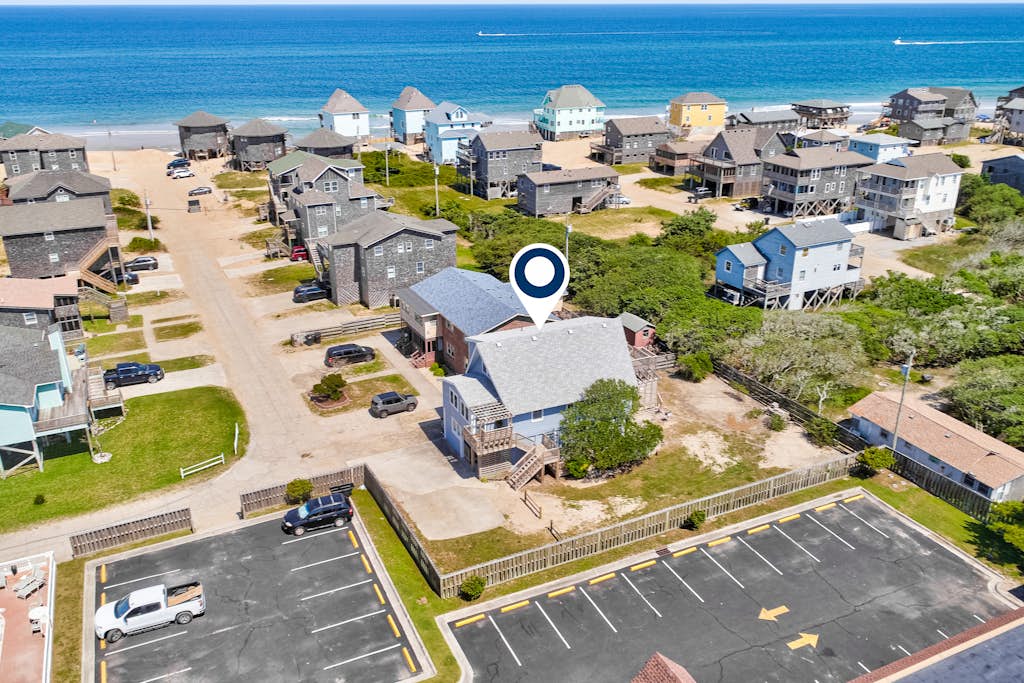 Coastal home with three decks, outdoor shower, AC, & W/D - near beach