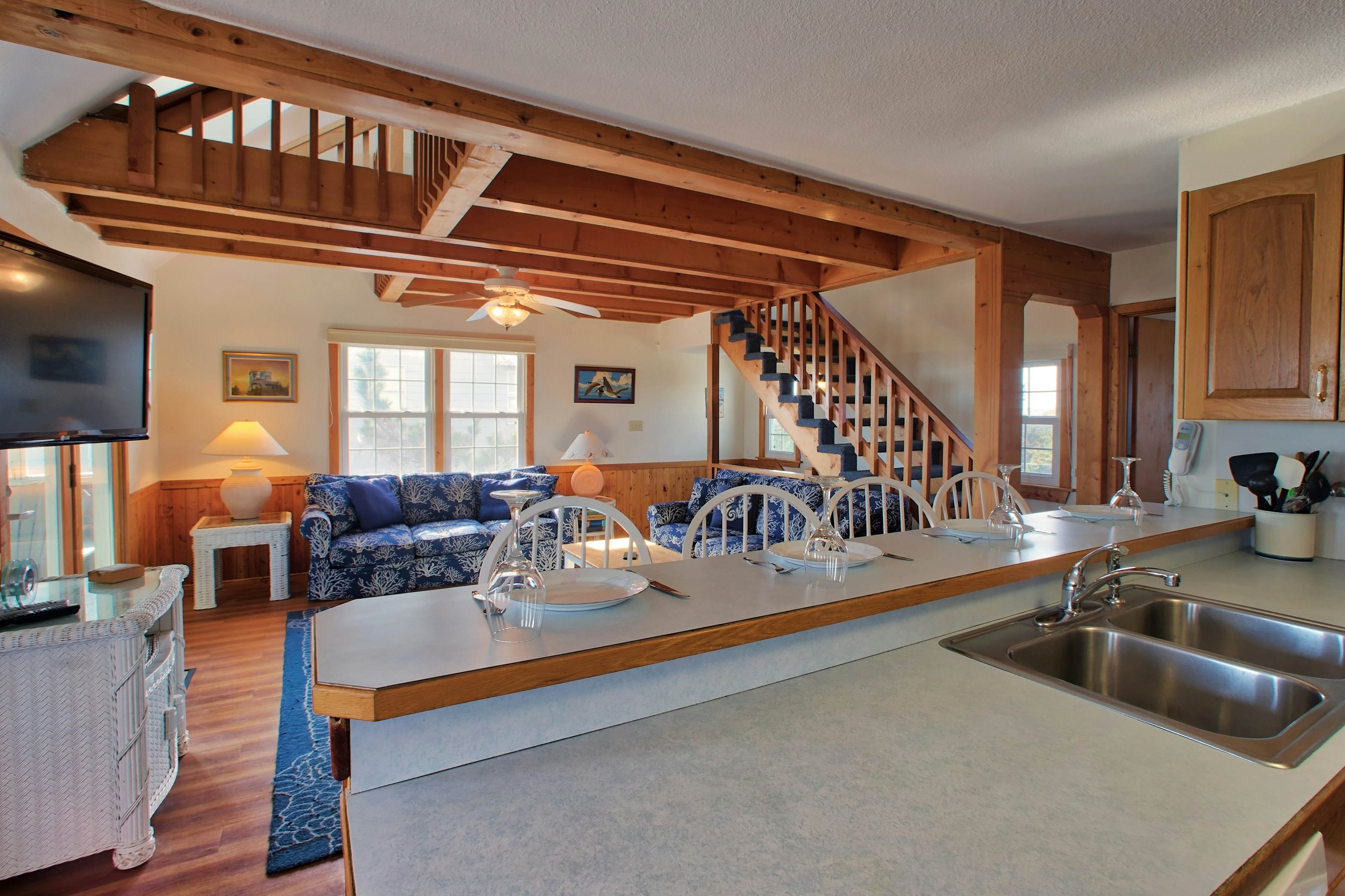 SO131 Victorian Dollhouse