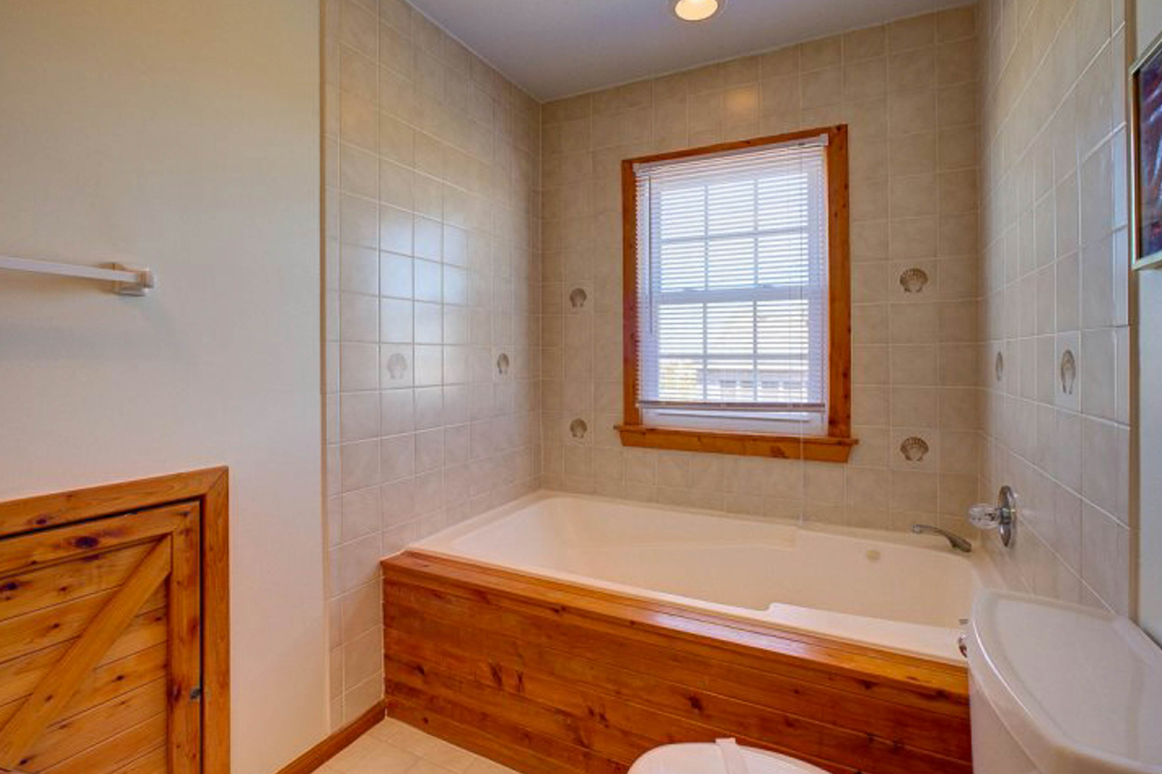 SO131 Victorian Dollhouse