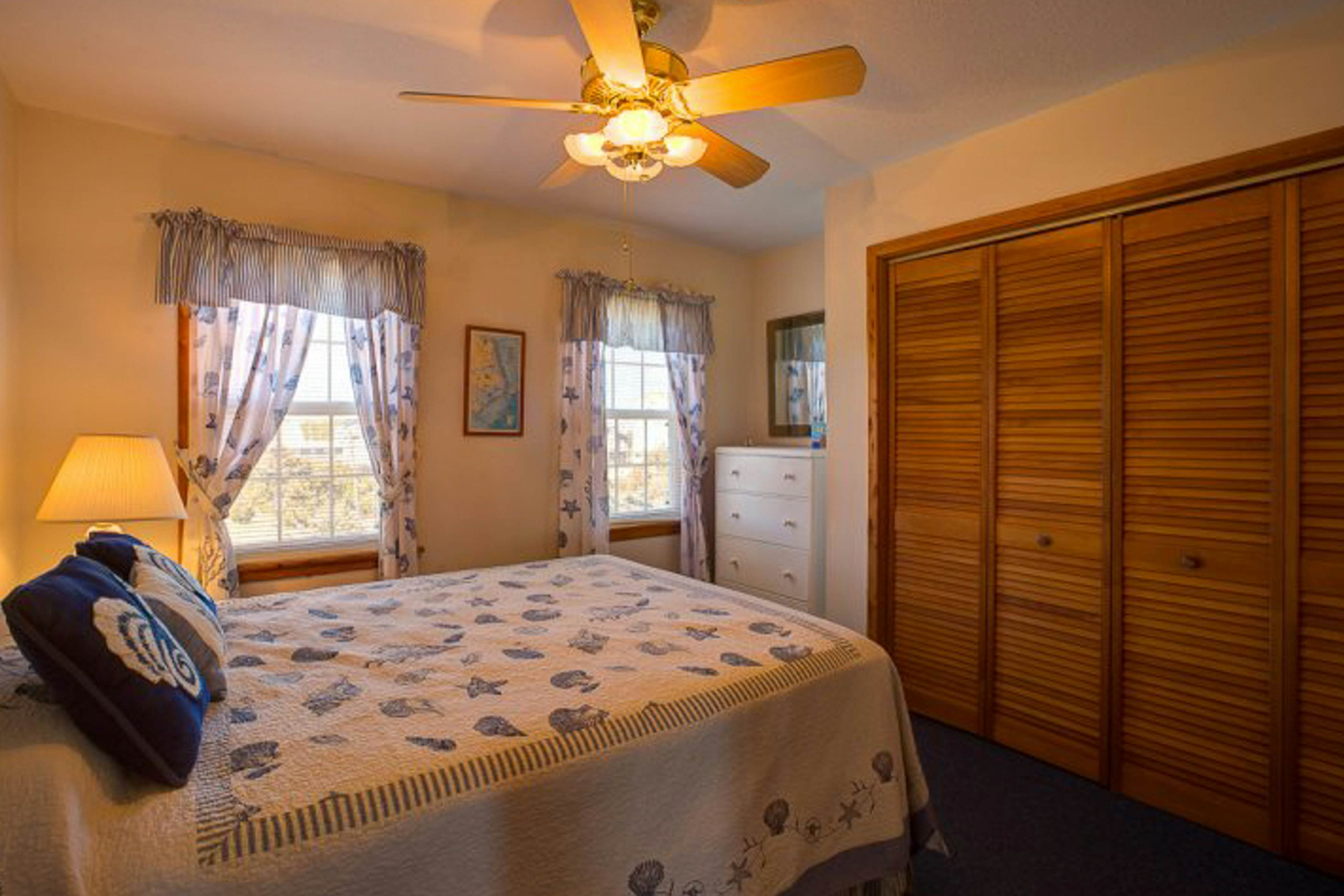 SO131 Victorian Dollhouse