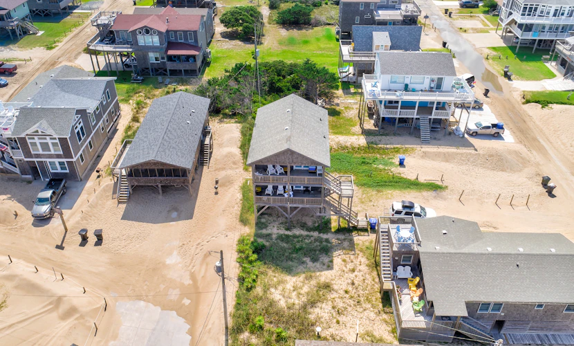 Oceanfront, Dog-Friendly House w/ Shared Pool, Free WiFi, Ocean Views