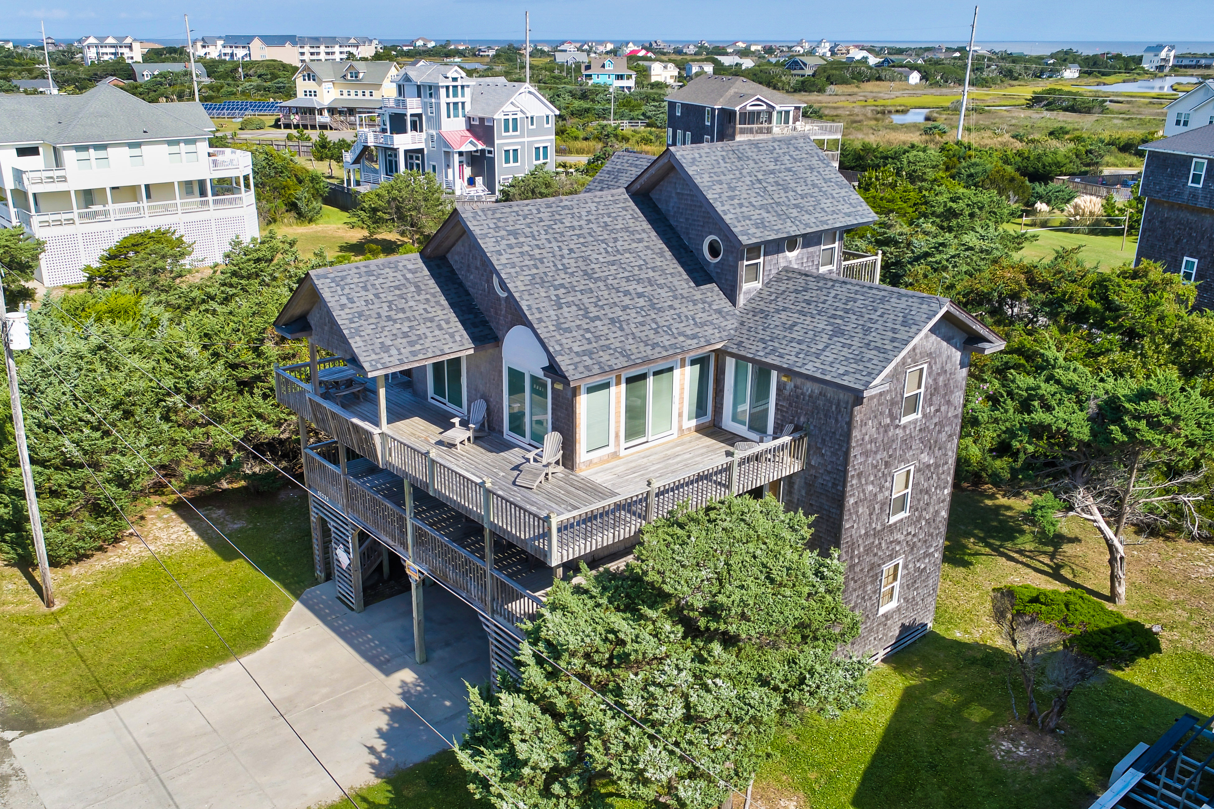 Stunning Family-Friendly Home w/ Free WiFi, Private W/D, AC, & Multiple Decks