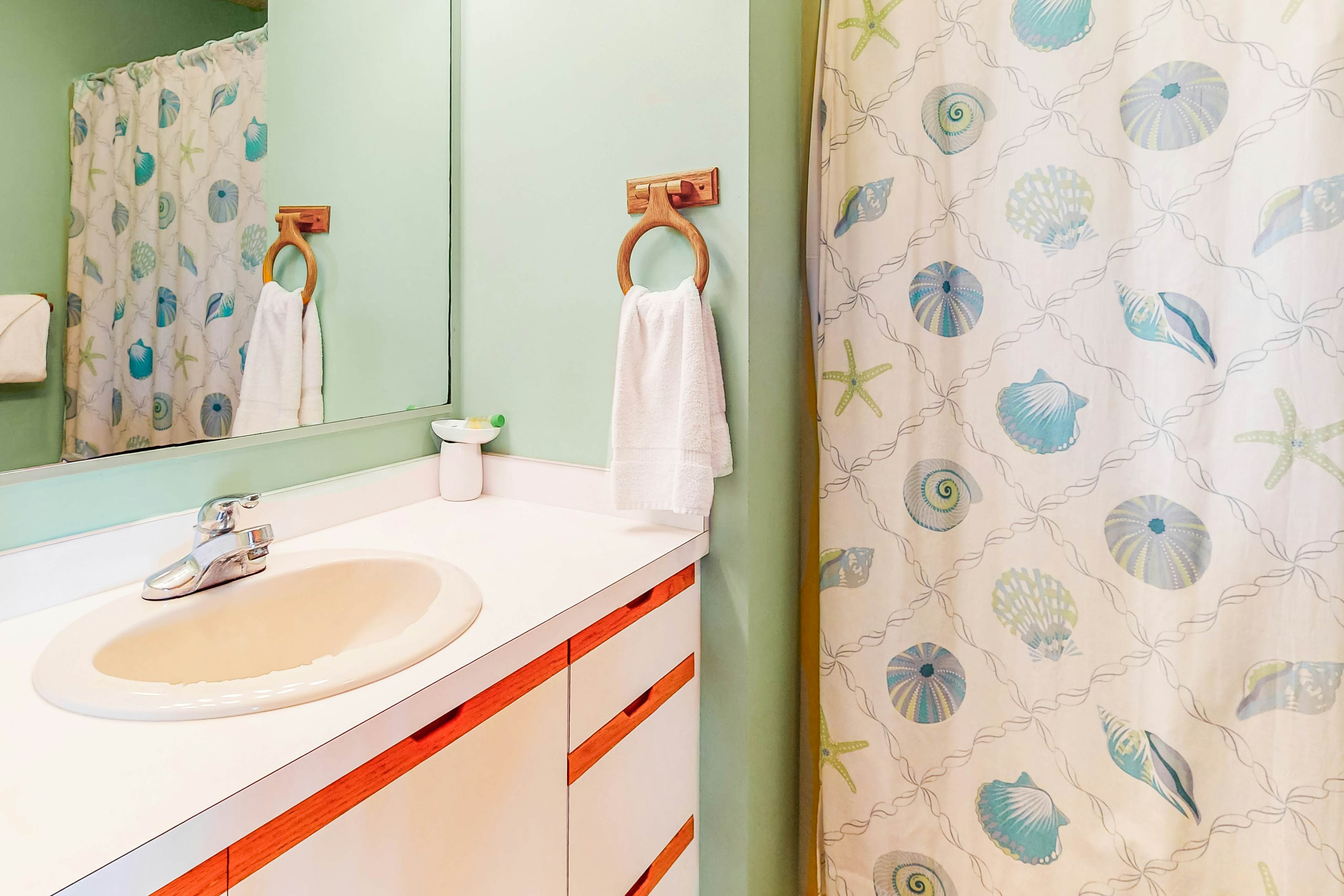 HAHE5 Whitaker Escape #5HHH