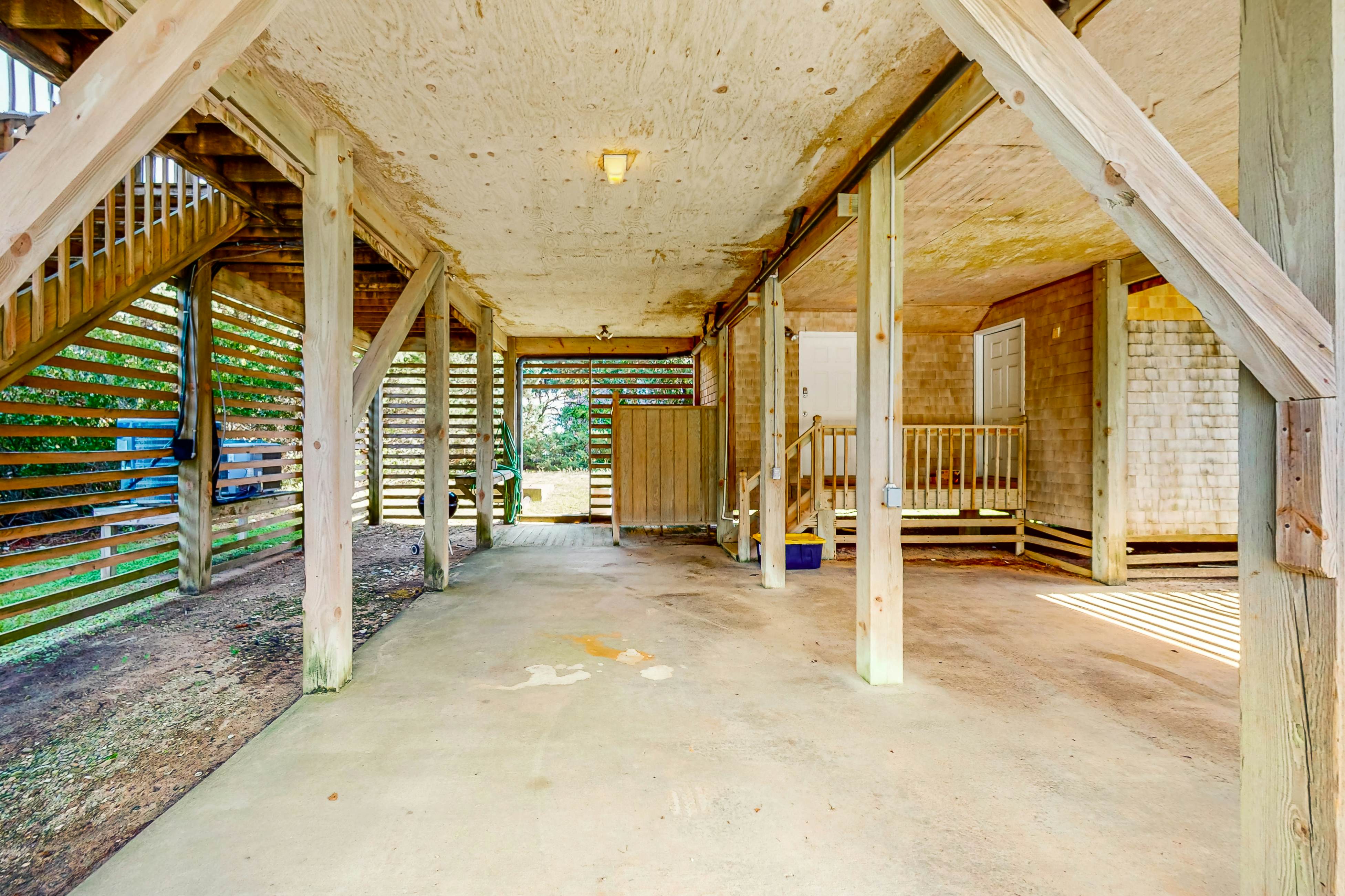 HAHE5 Whitaker Escape #5HHH