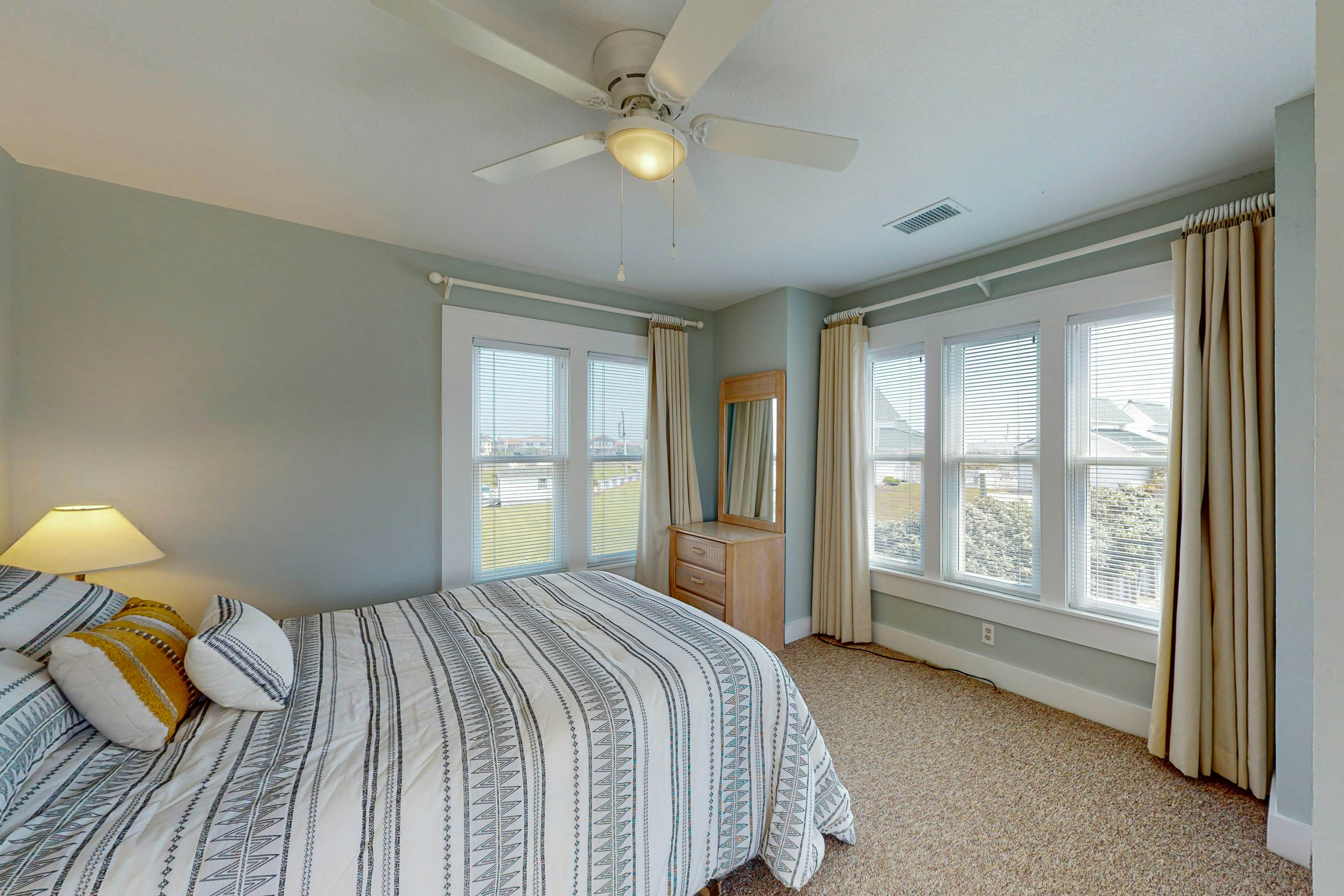 AVIK10 La Dolce Vita  #10-IC