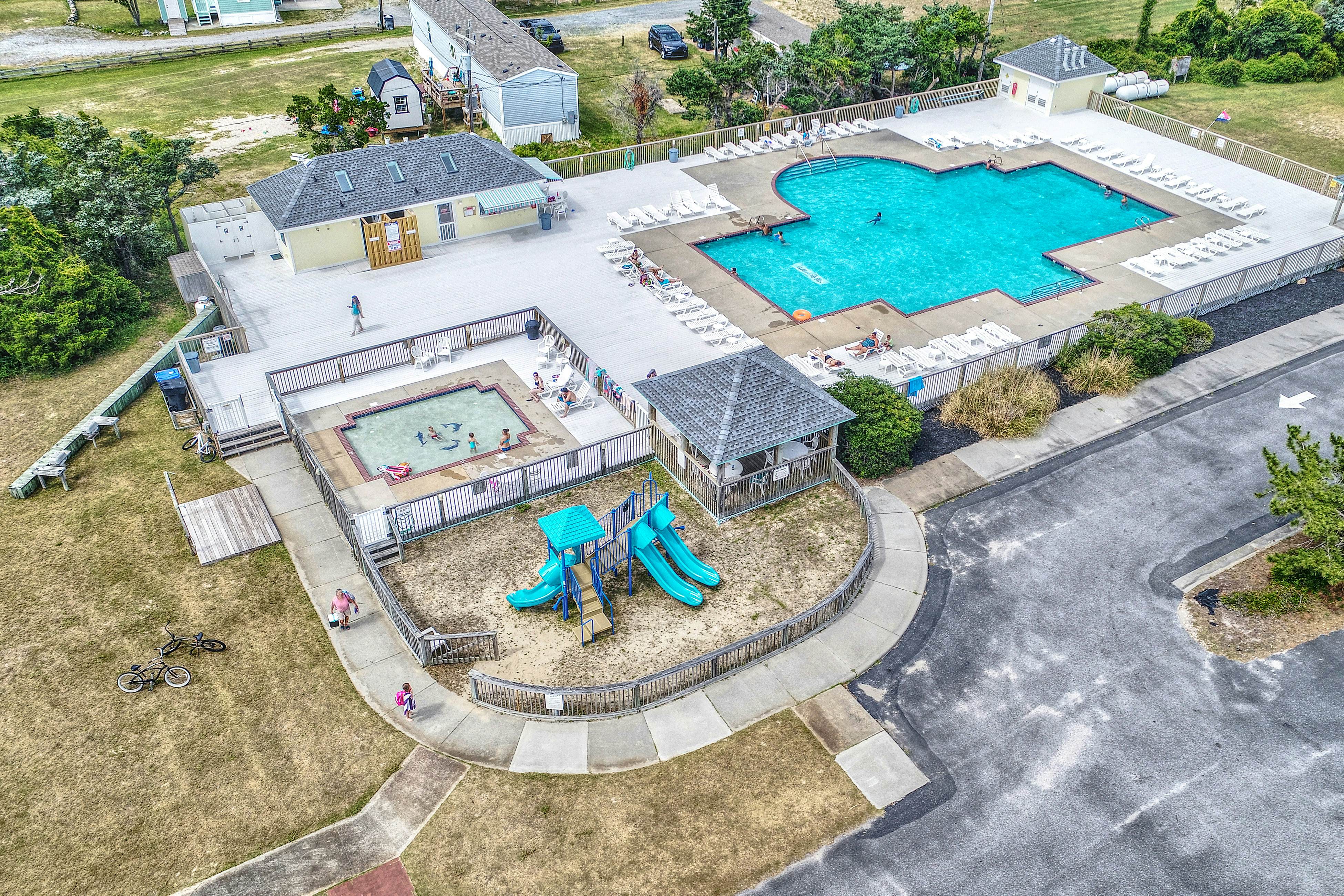 AVIK10 La Dolce Vita  #10-IC