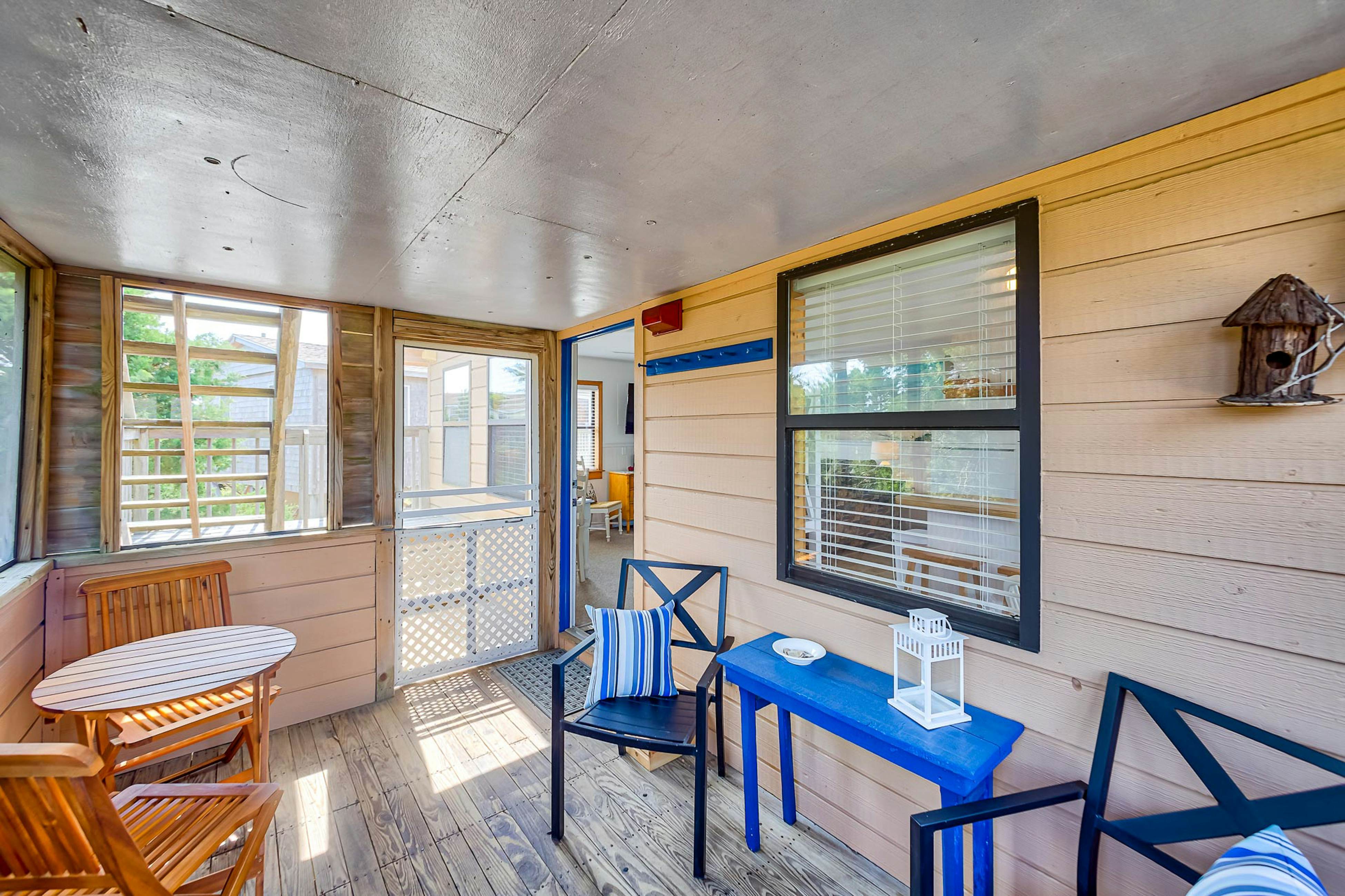 AV82 Bird Haus Cottage 82