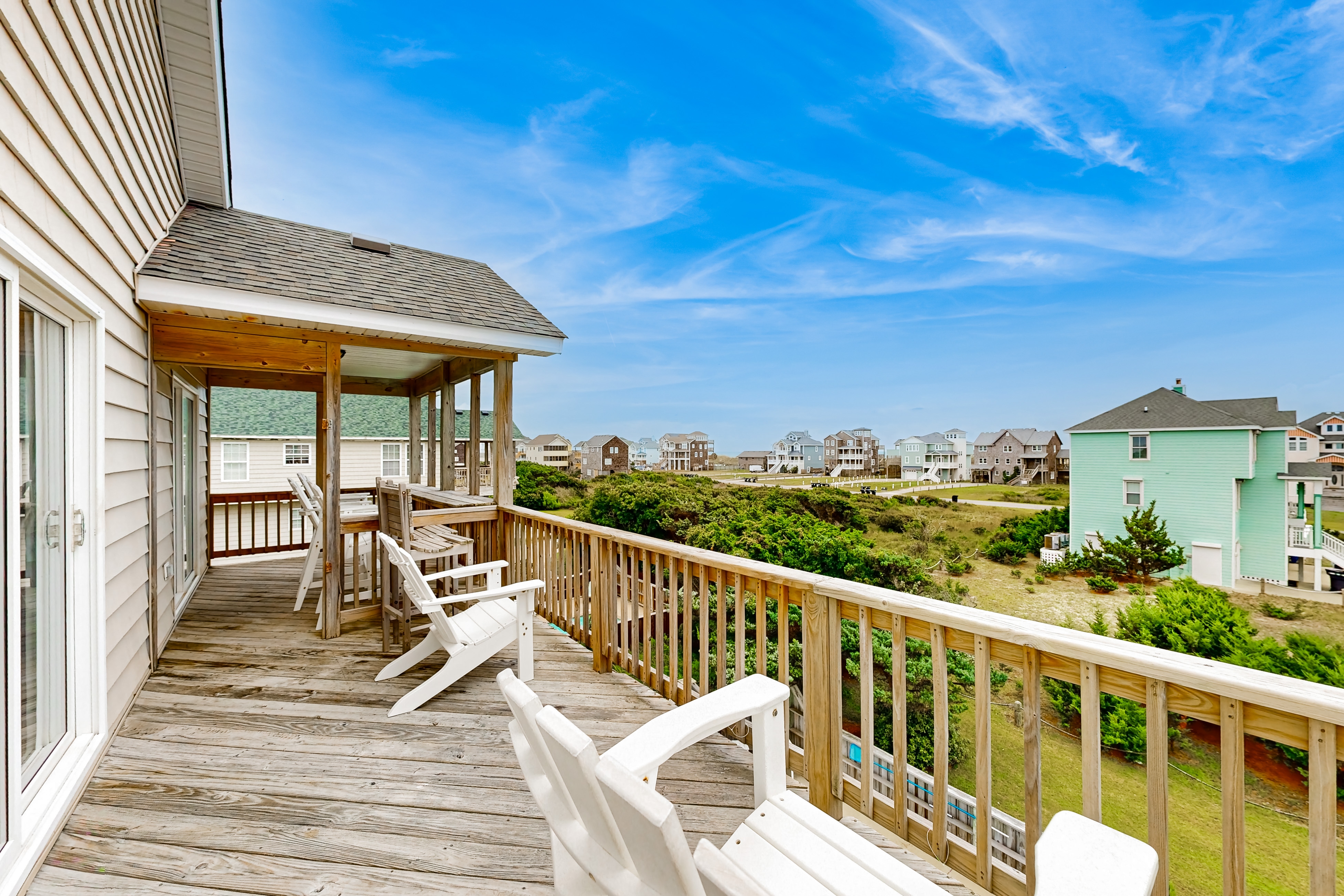 Inviting house with central AC, private pool, hot tub, ocean views, & W/D