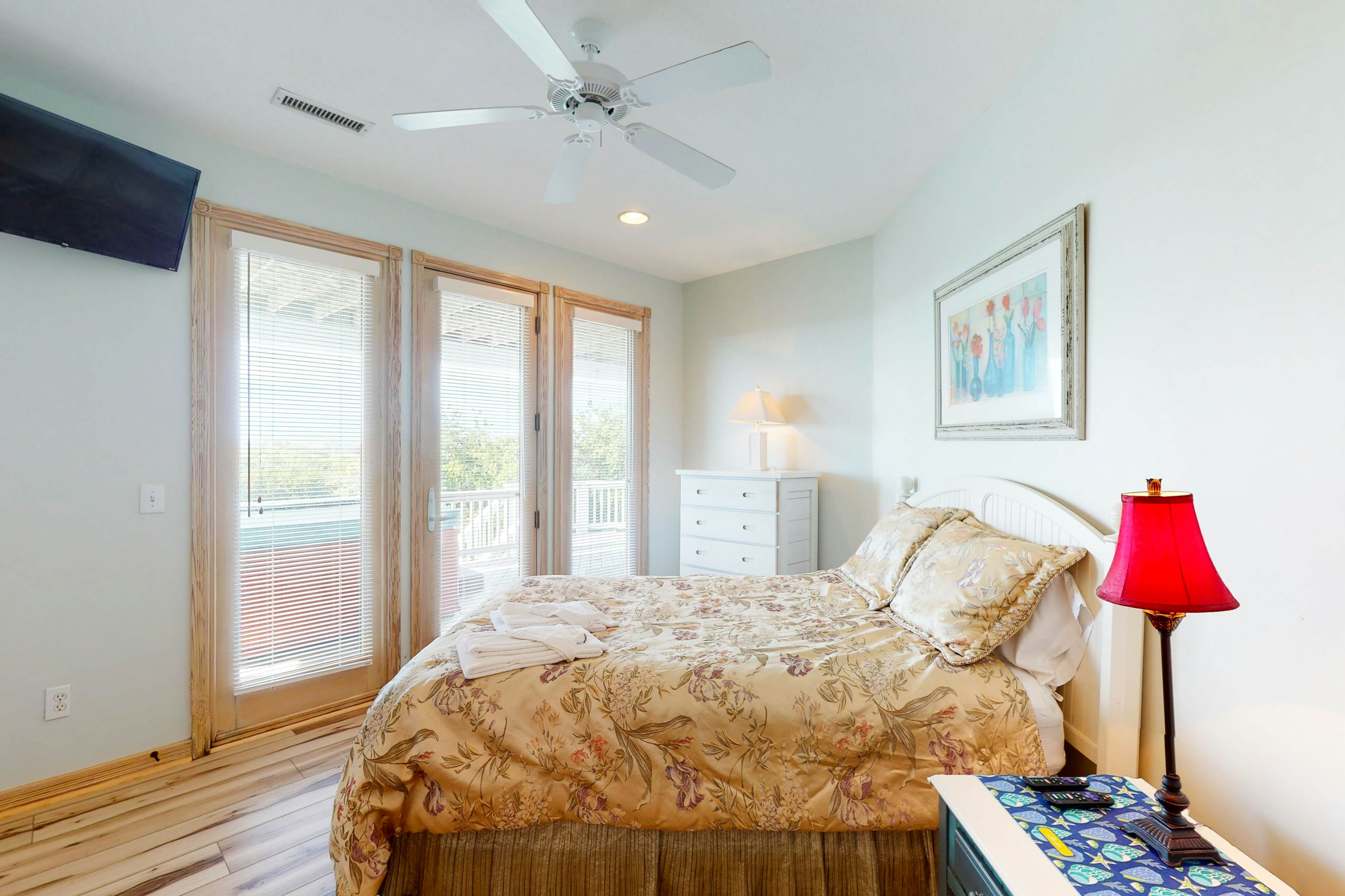 AVKS914 Pelican's Pad #14-9