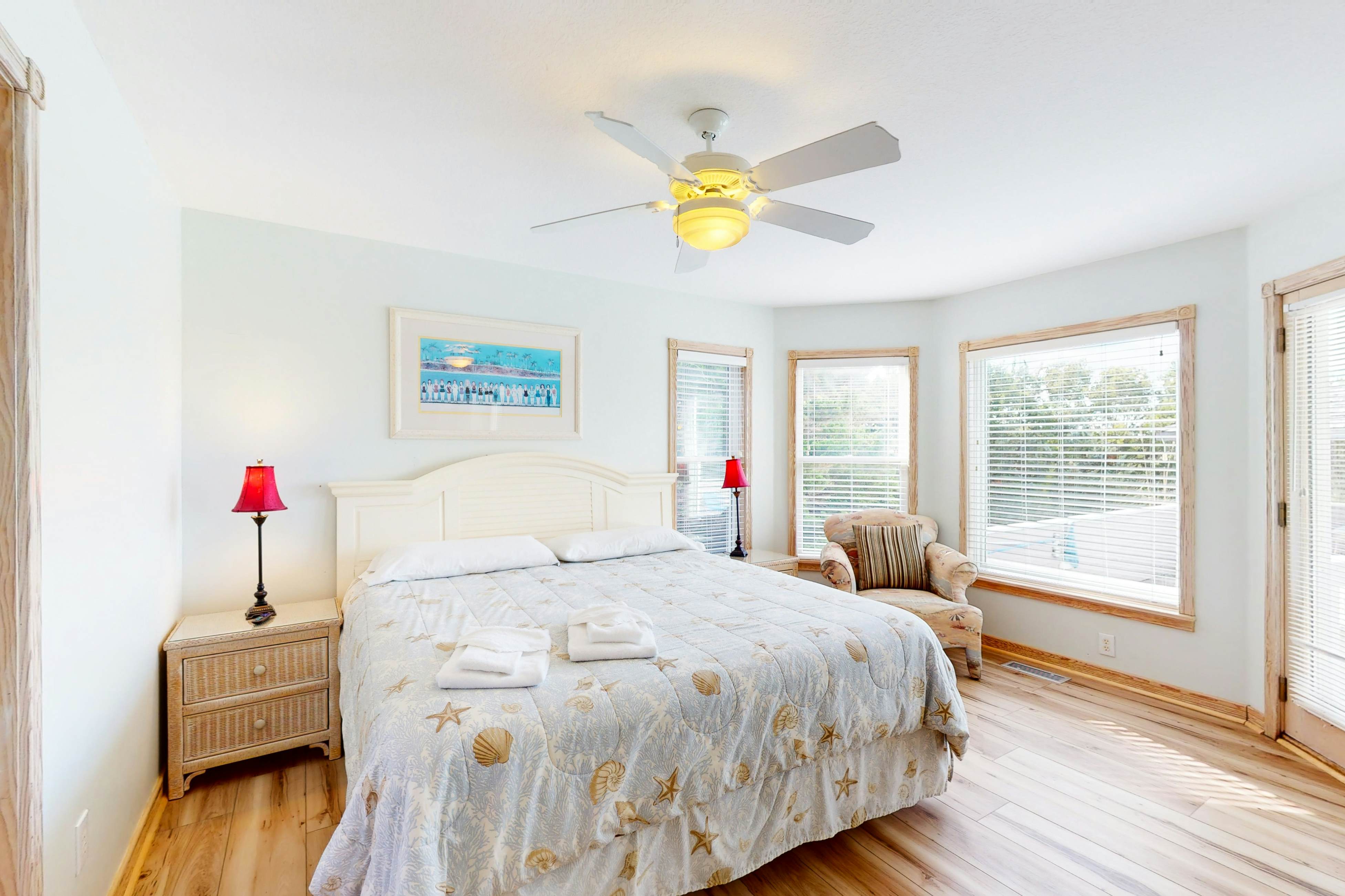 AVKS914 Pelican's Pad #14-9