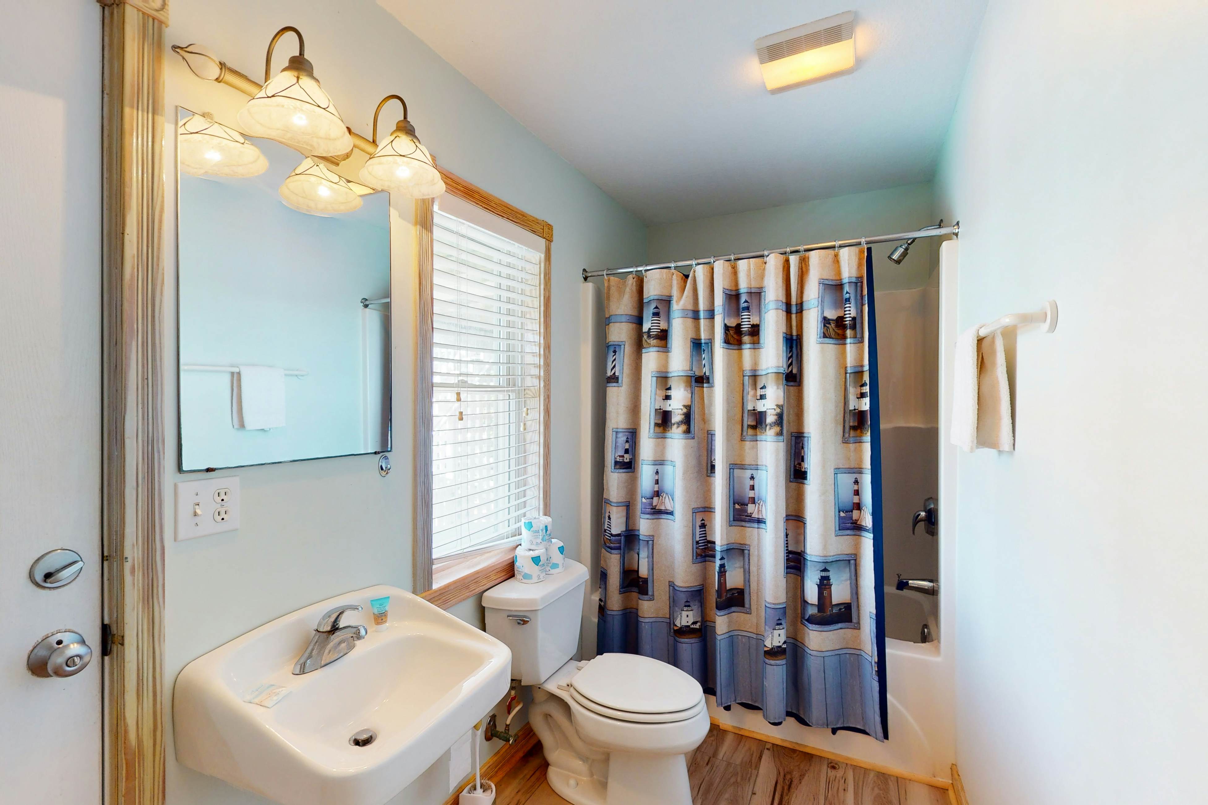 AVKS914 Pelican's Pad #14-9