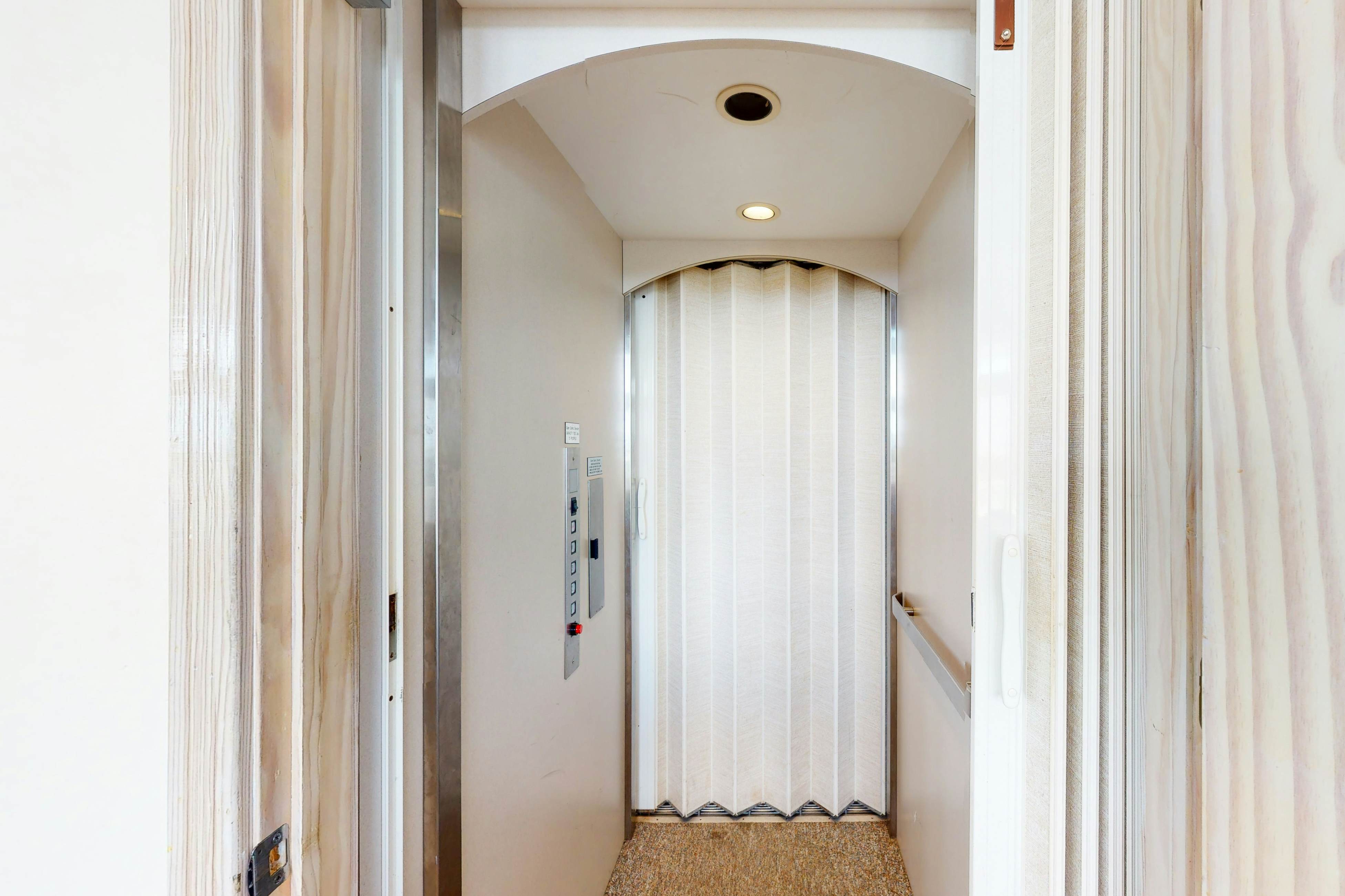 AVKS914 Pelican's Pad #14-9