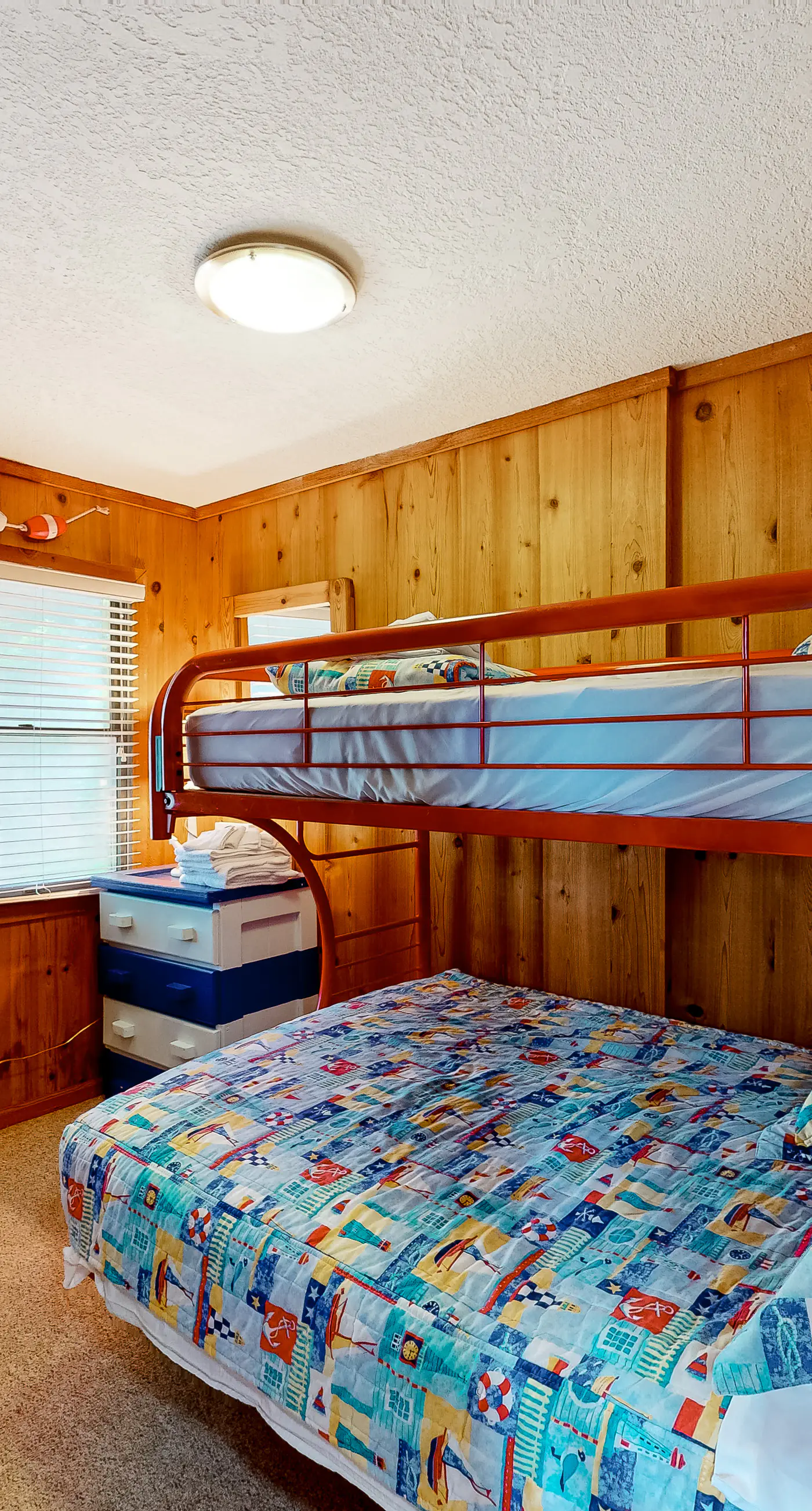 AV123 Grand Banks 123