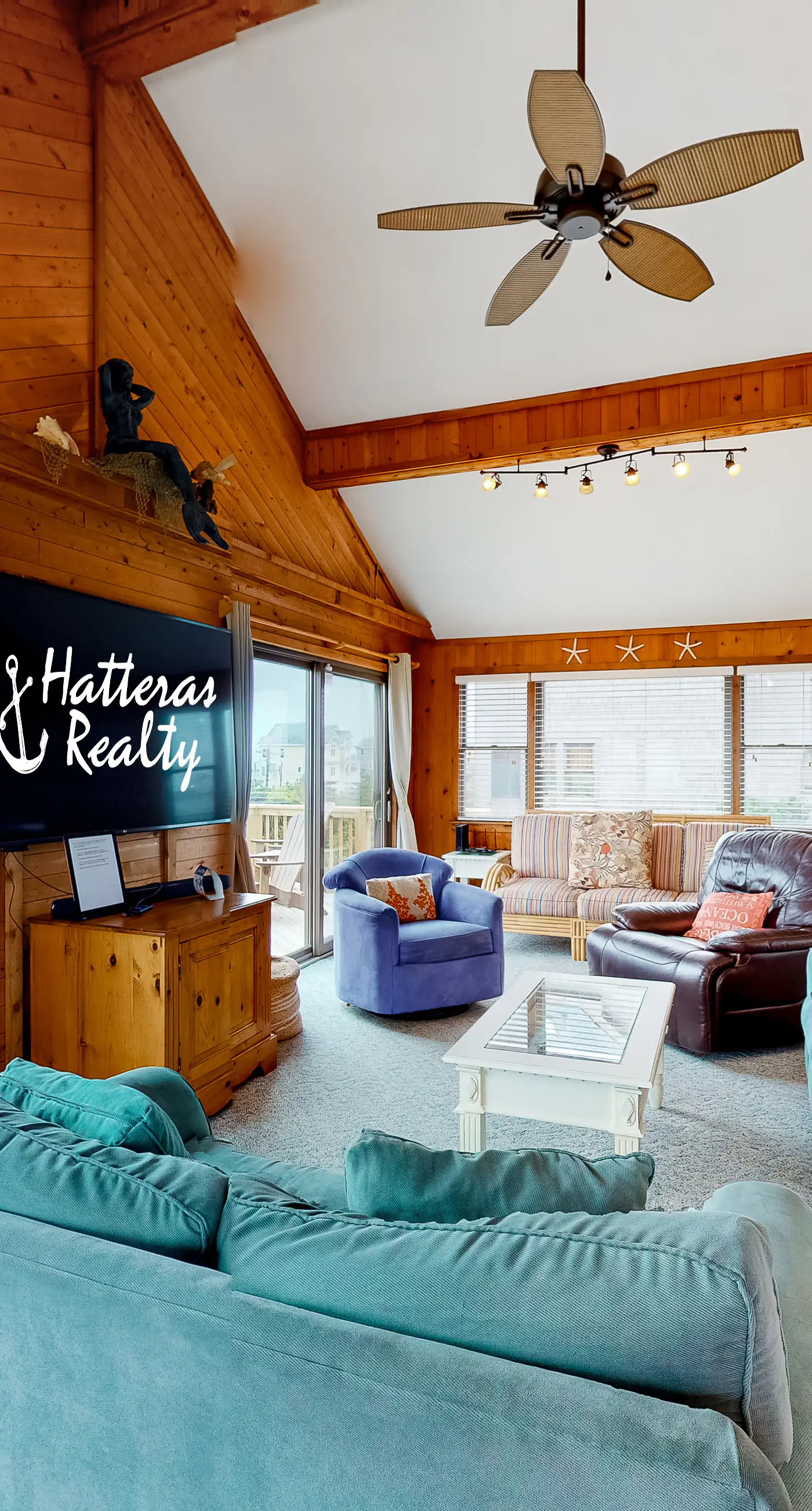 AV123 Grand Banks 123