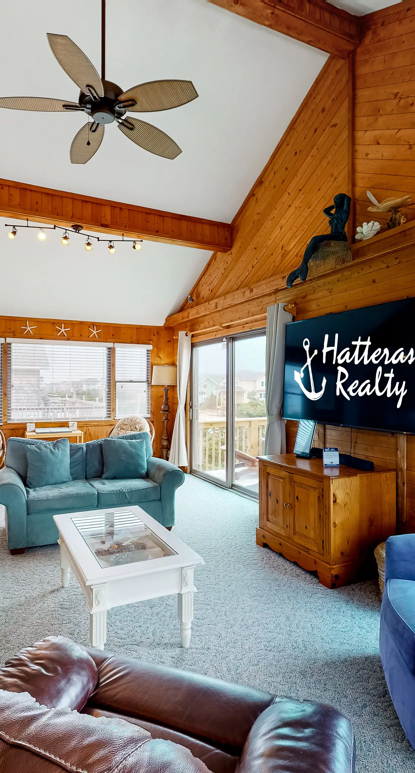 AV123 Grand Banks 123