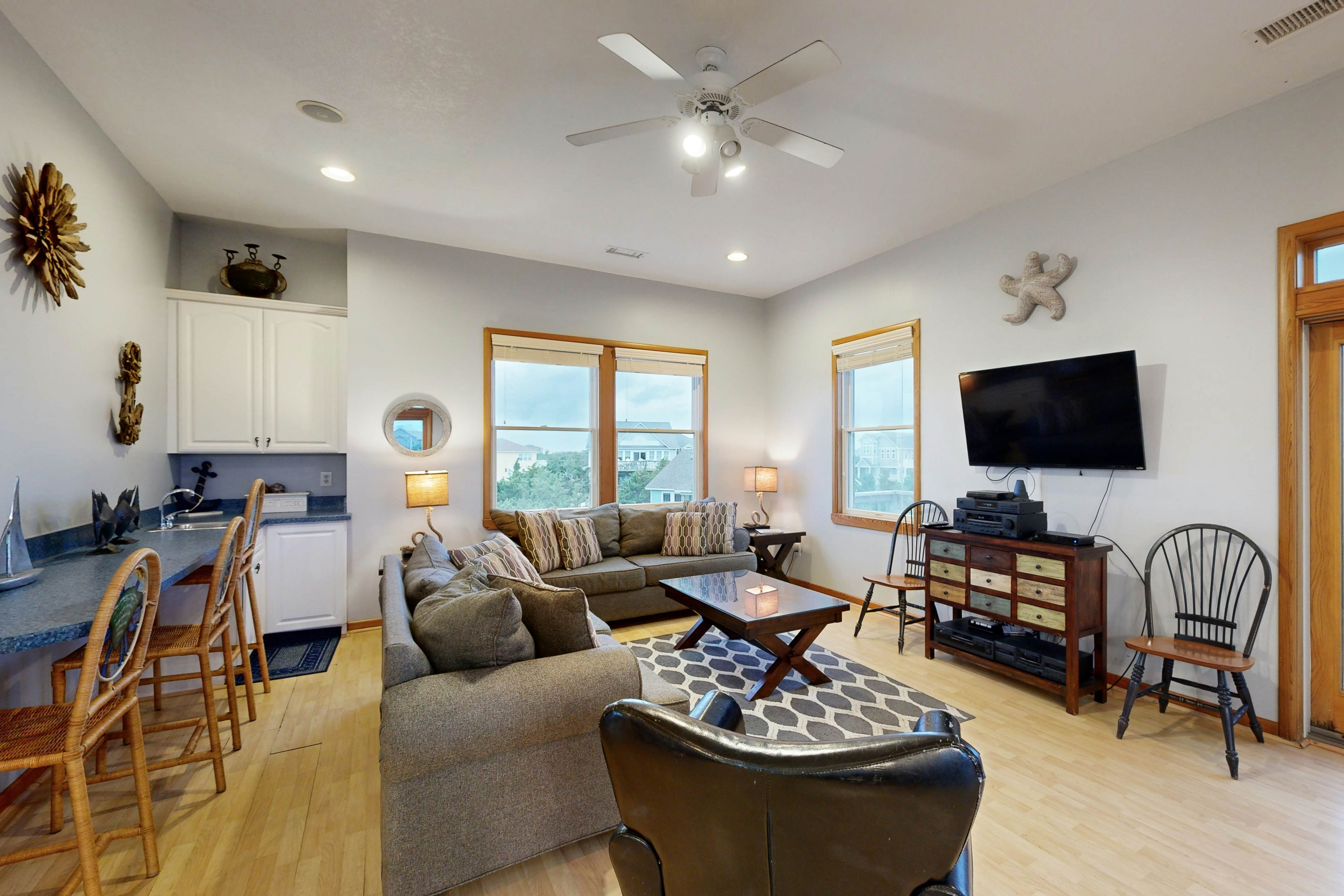 AVKS628 Somethin' Fishy #28-6