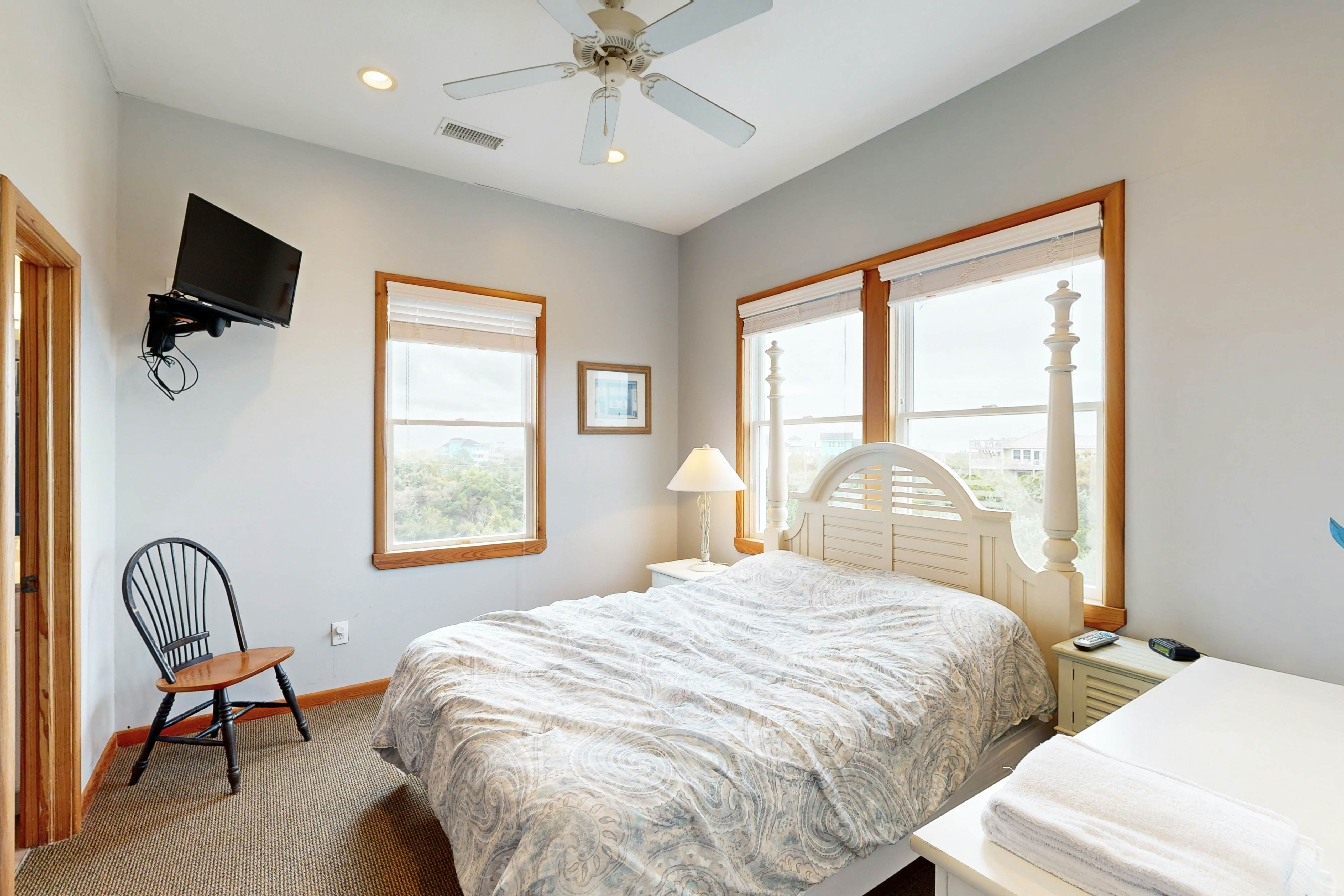 AVKS628 Somethin' Fishy #28-6