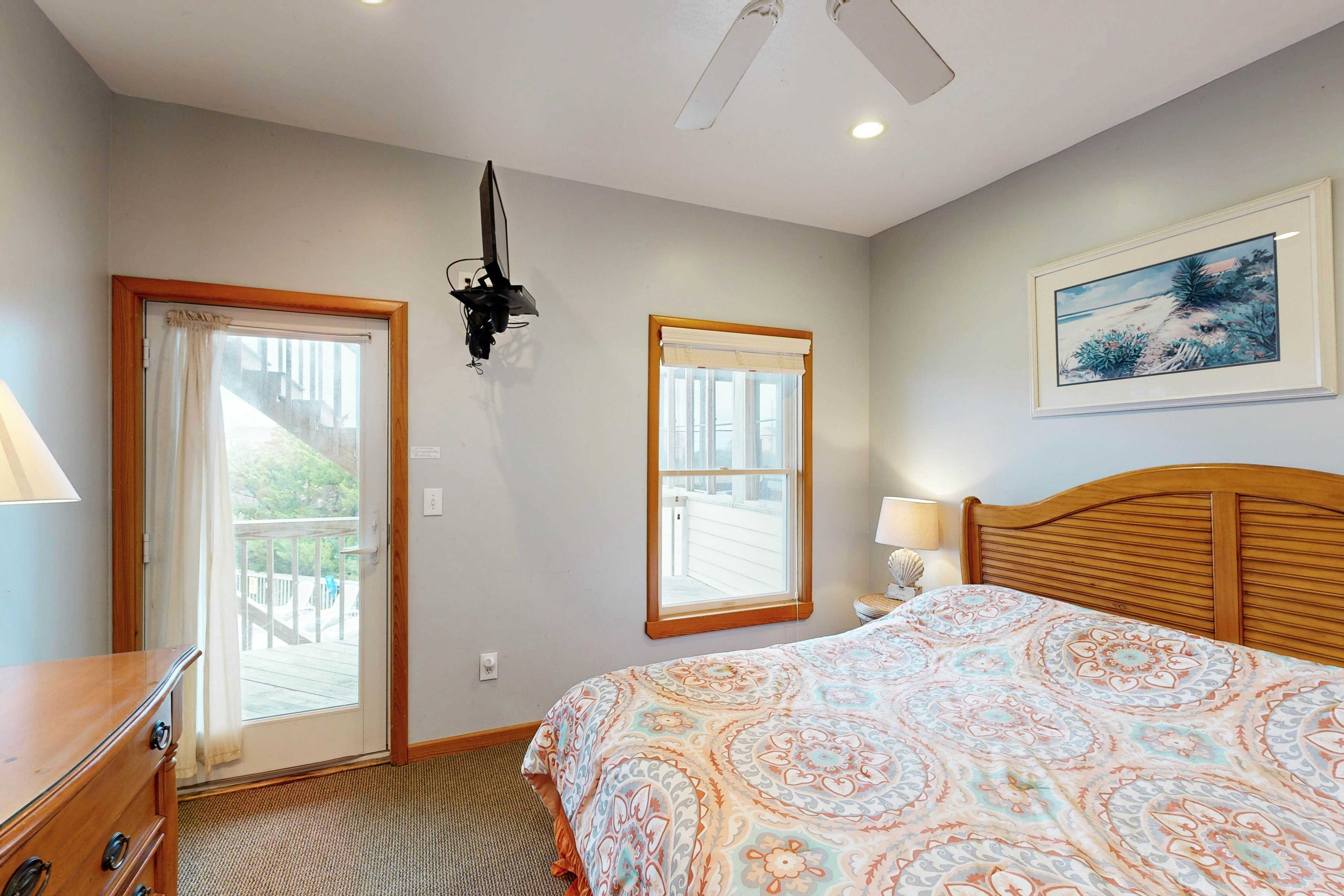 AVKS628 Somethin' Fishy #28-6