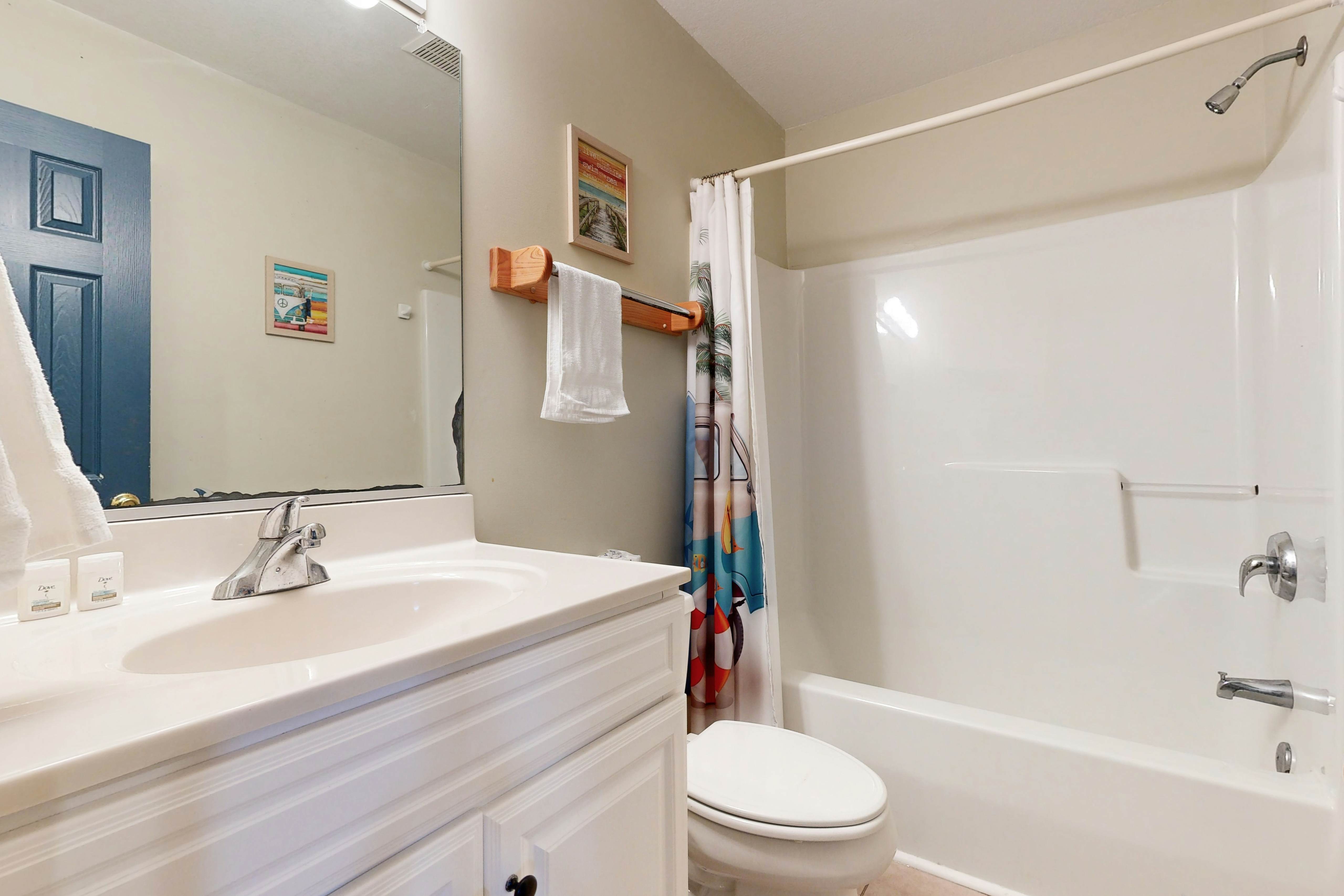 AVKS628 Somethin' Fishy #28-6