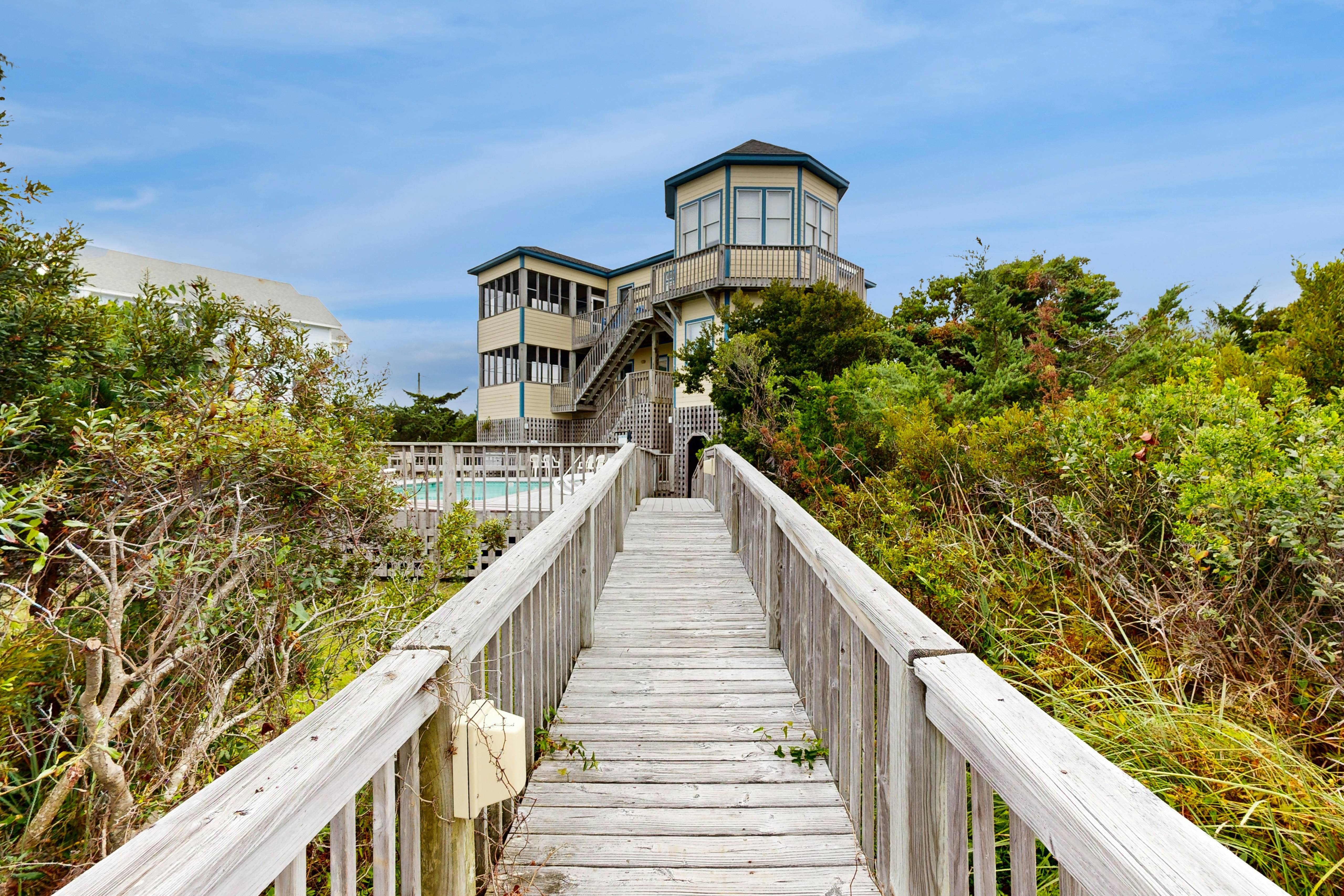 AVKS628 Somethin' Fishy #28-6