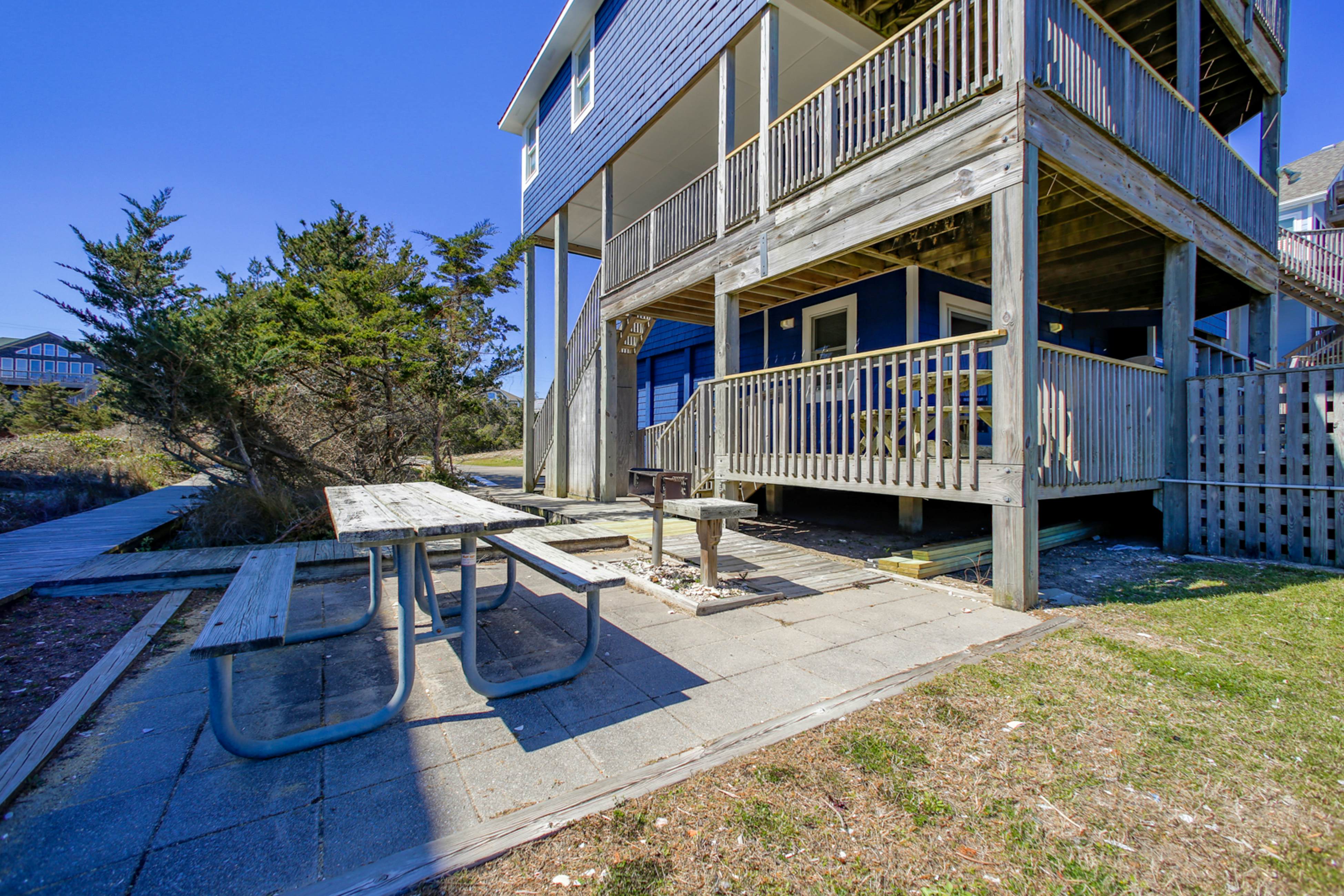 AVLE453 Castle in the Sand 453