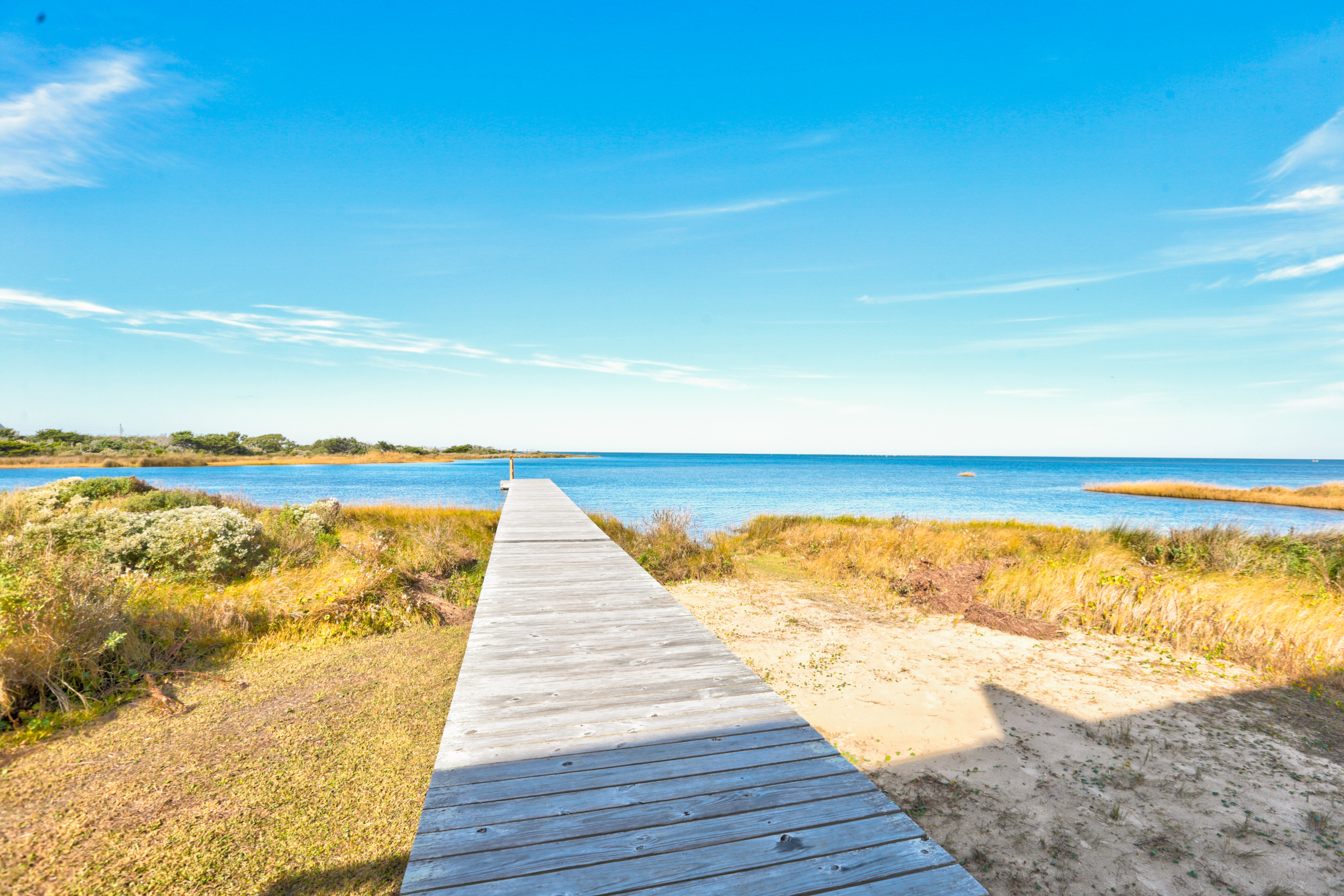 Soundfront Gem W/ Furnished Balcony, Free WiFi, & Beach Access Nearby