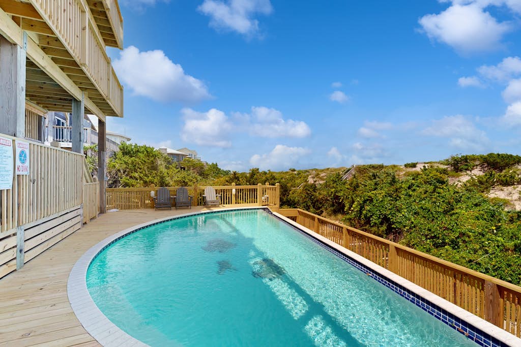 Mare Vista #8-A: Oceanfront home w/hot tub & infinity pool