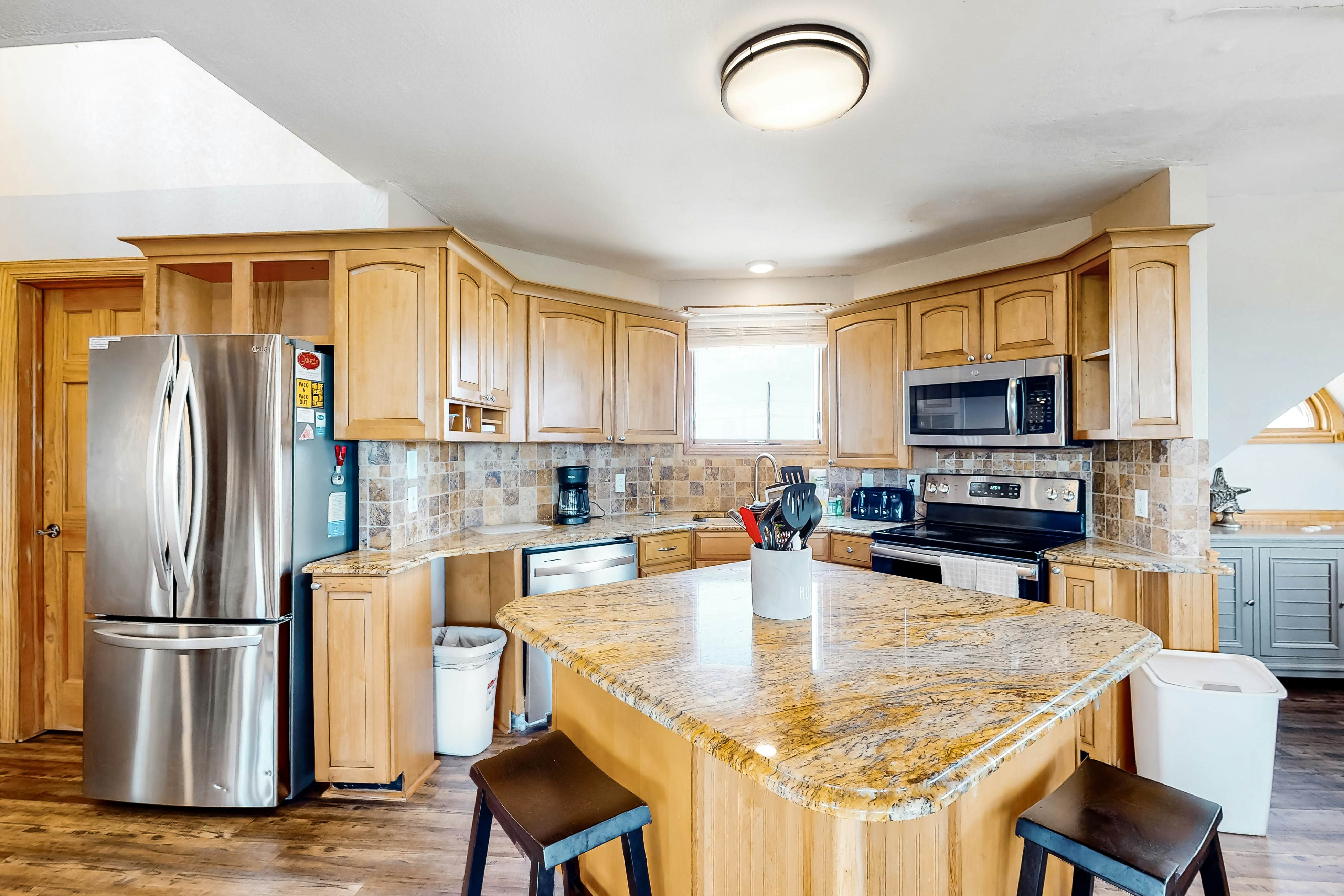 AVEAC8 Mare Vista #8-A