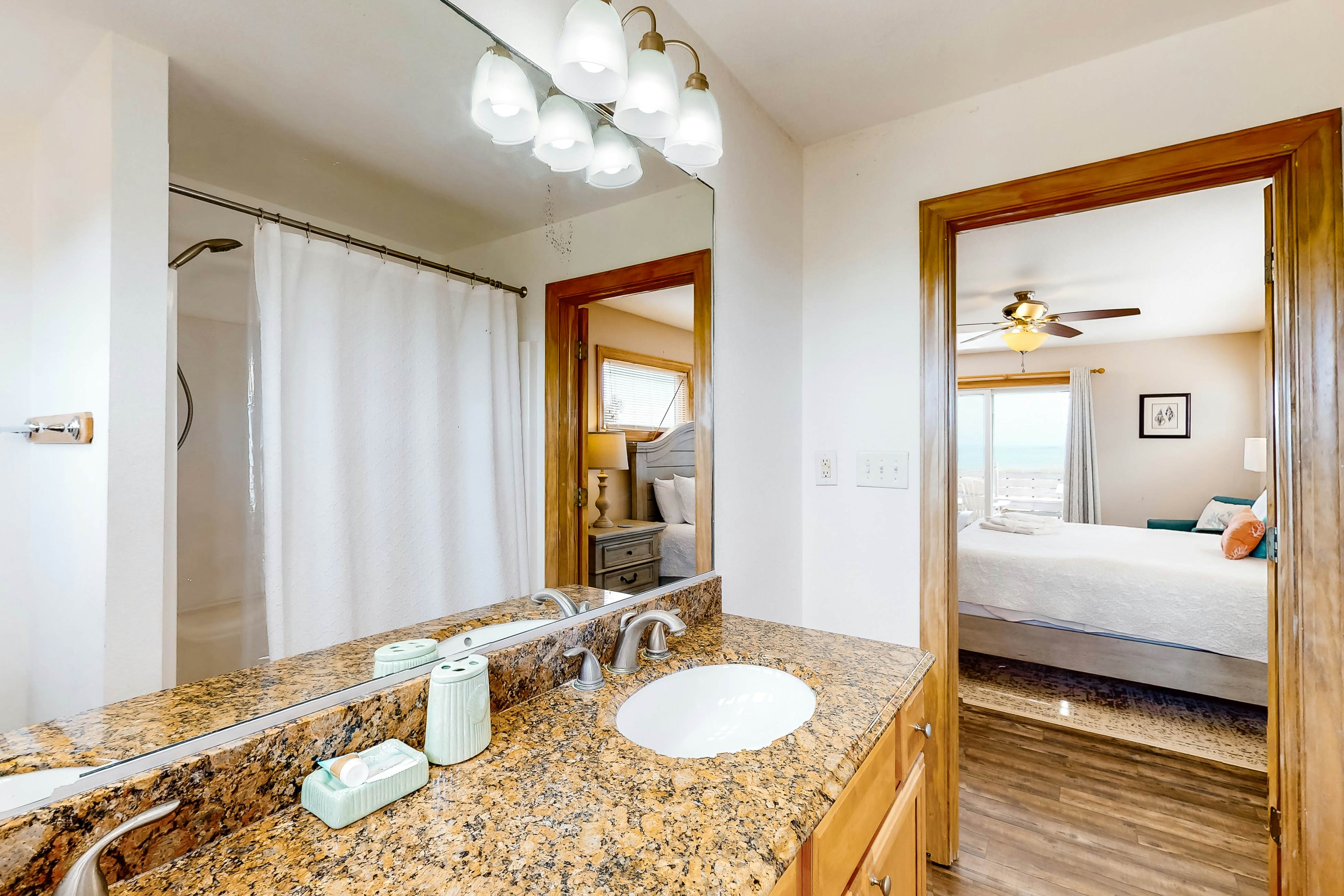 AVEAC8 Mare Vista #8-A