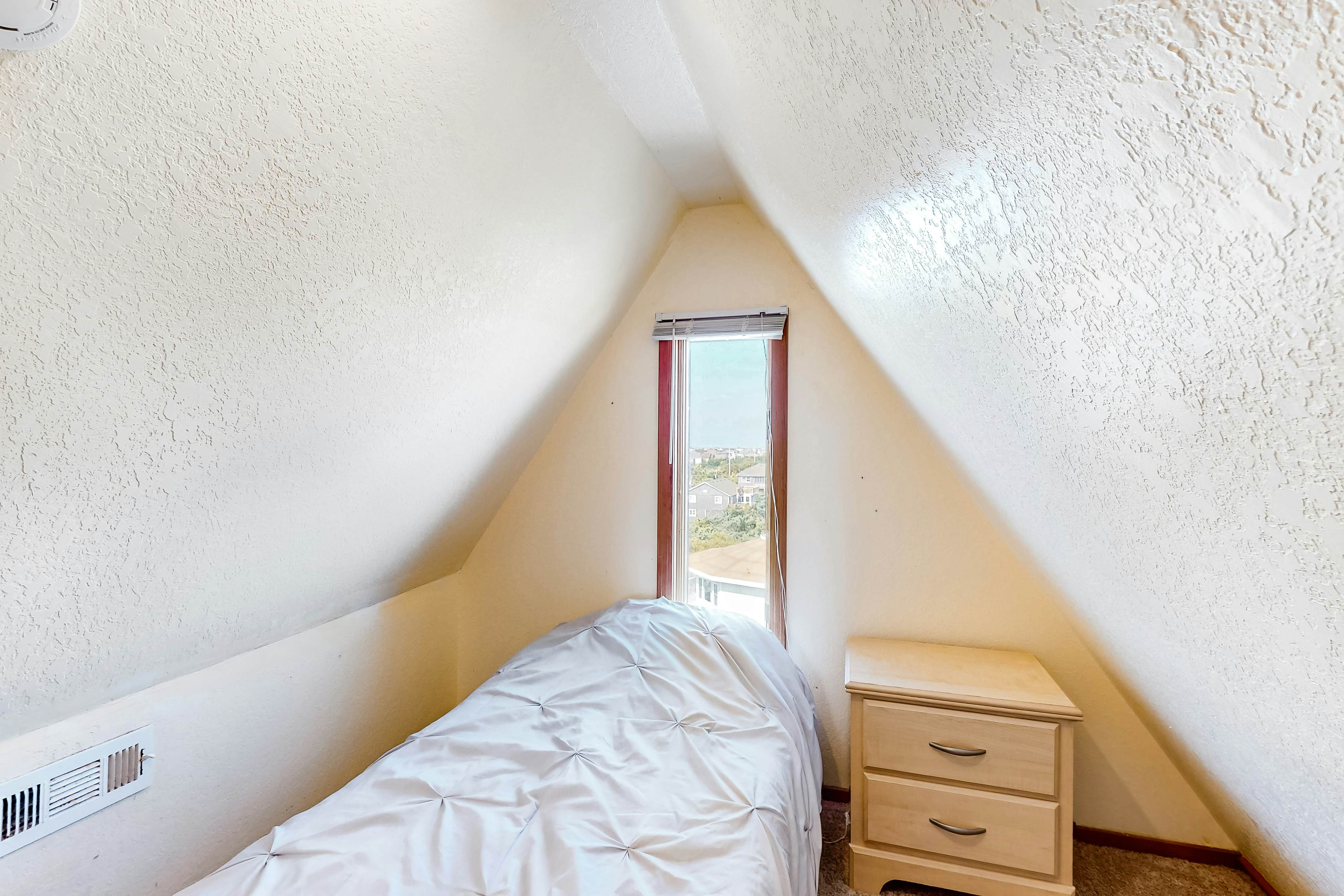 AVEAC8 Mare Vista #8-A