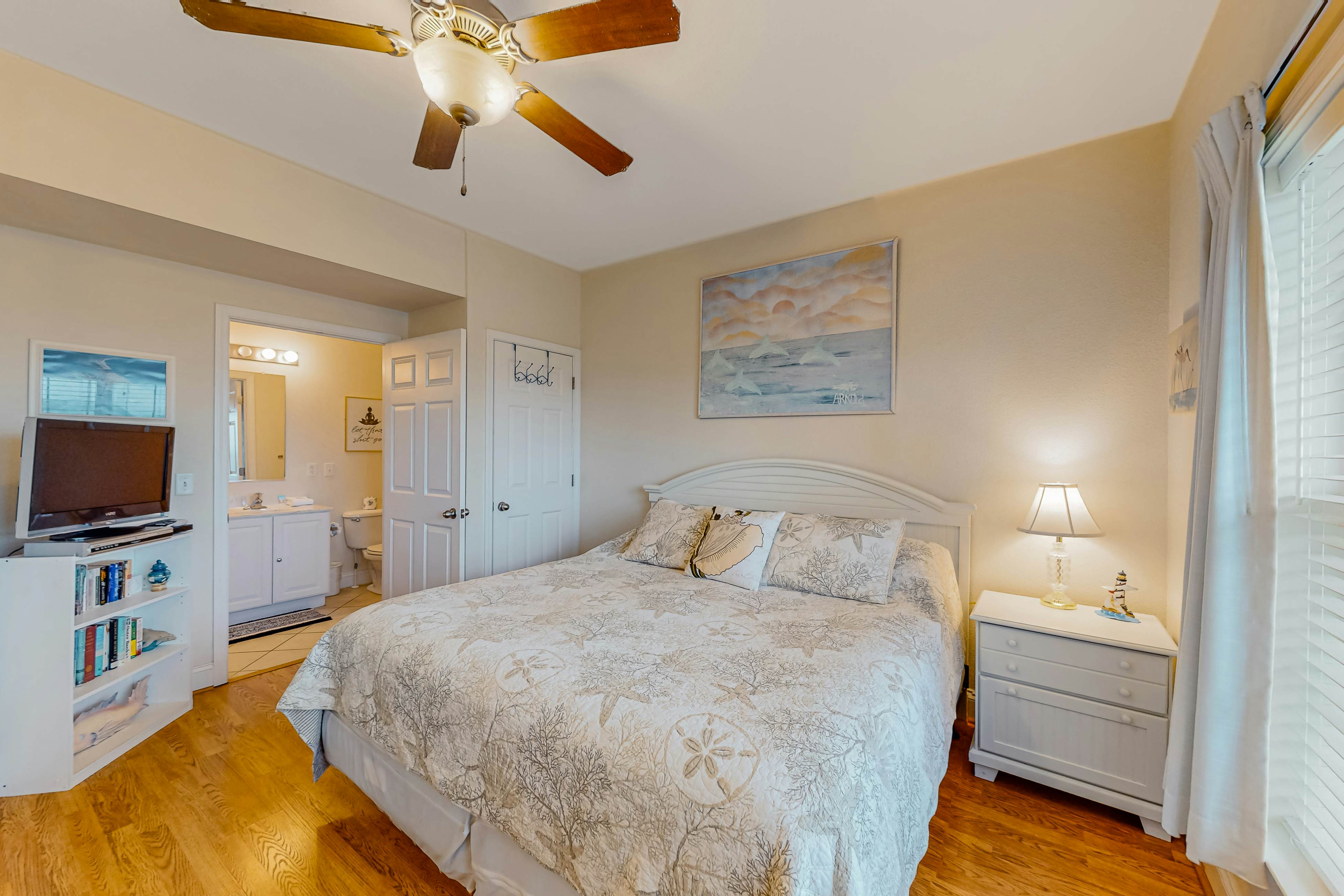 HADS806 Hatteras Hospitality 806 #101DS-H