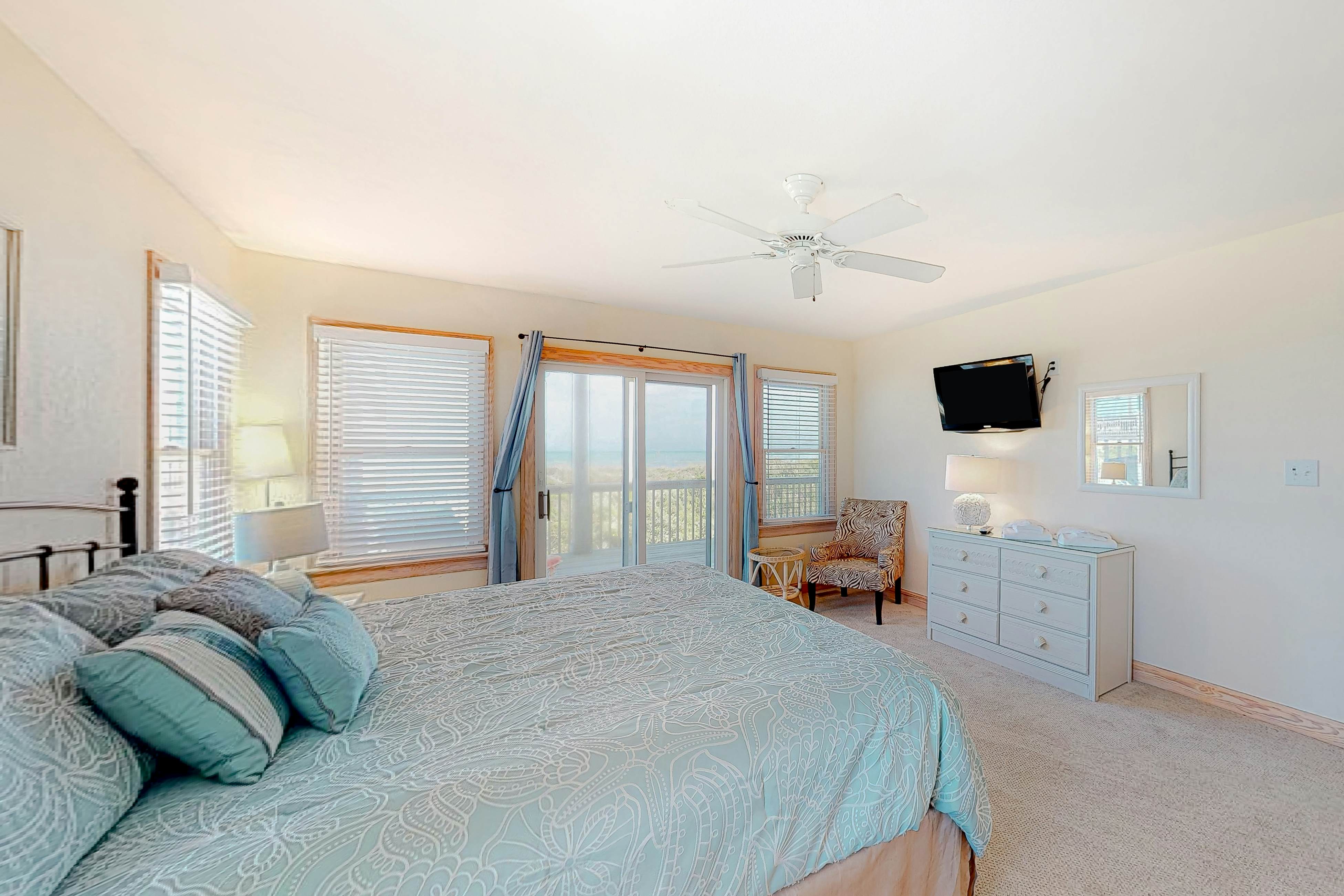 AV126 Doc Holiday 126