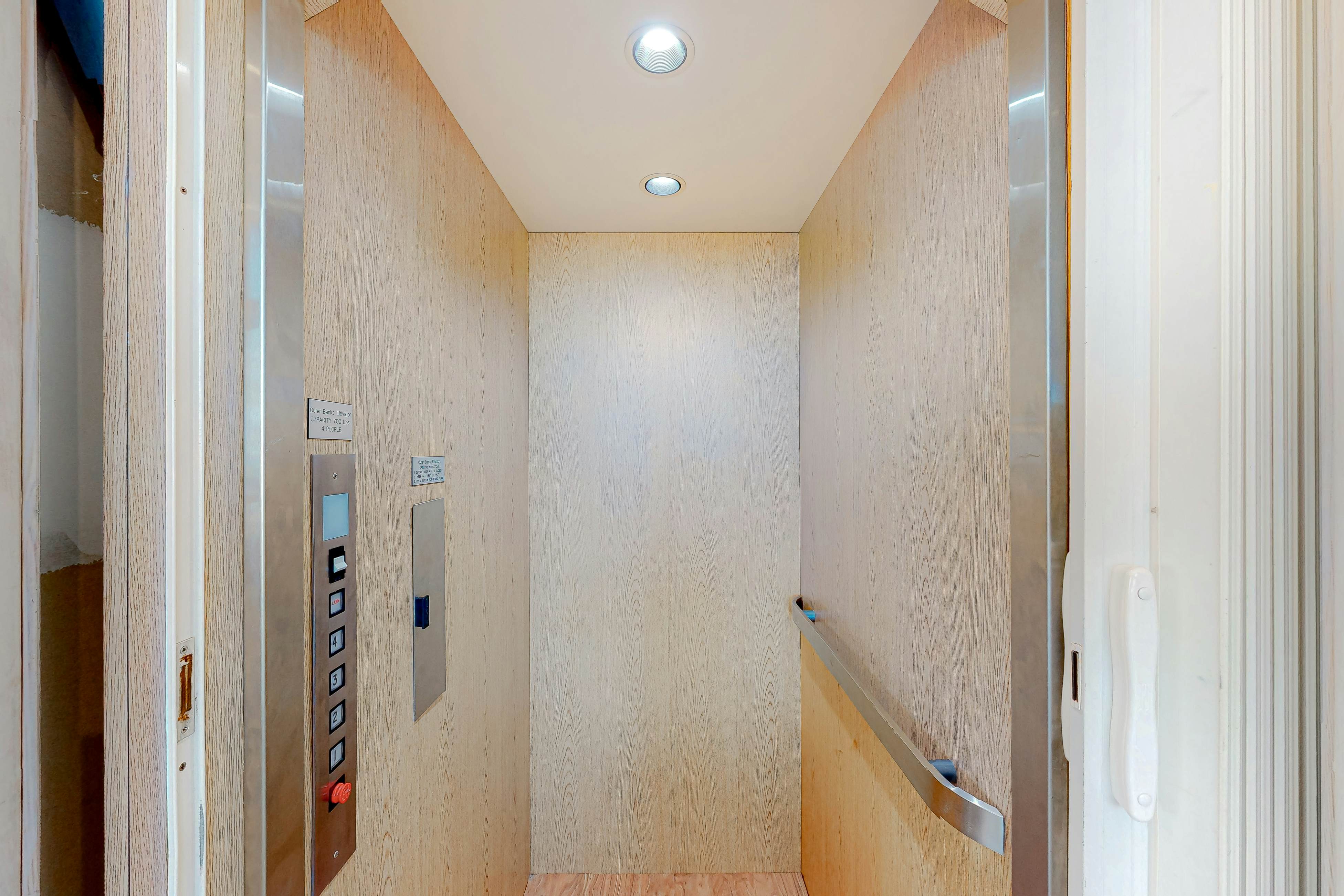 AV126 Doc Holiday 126