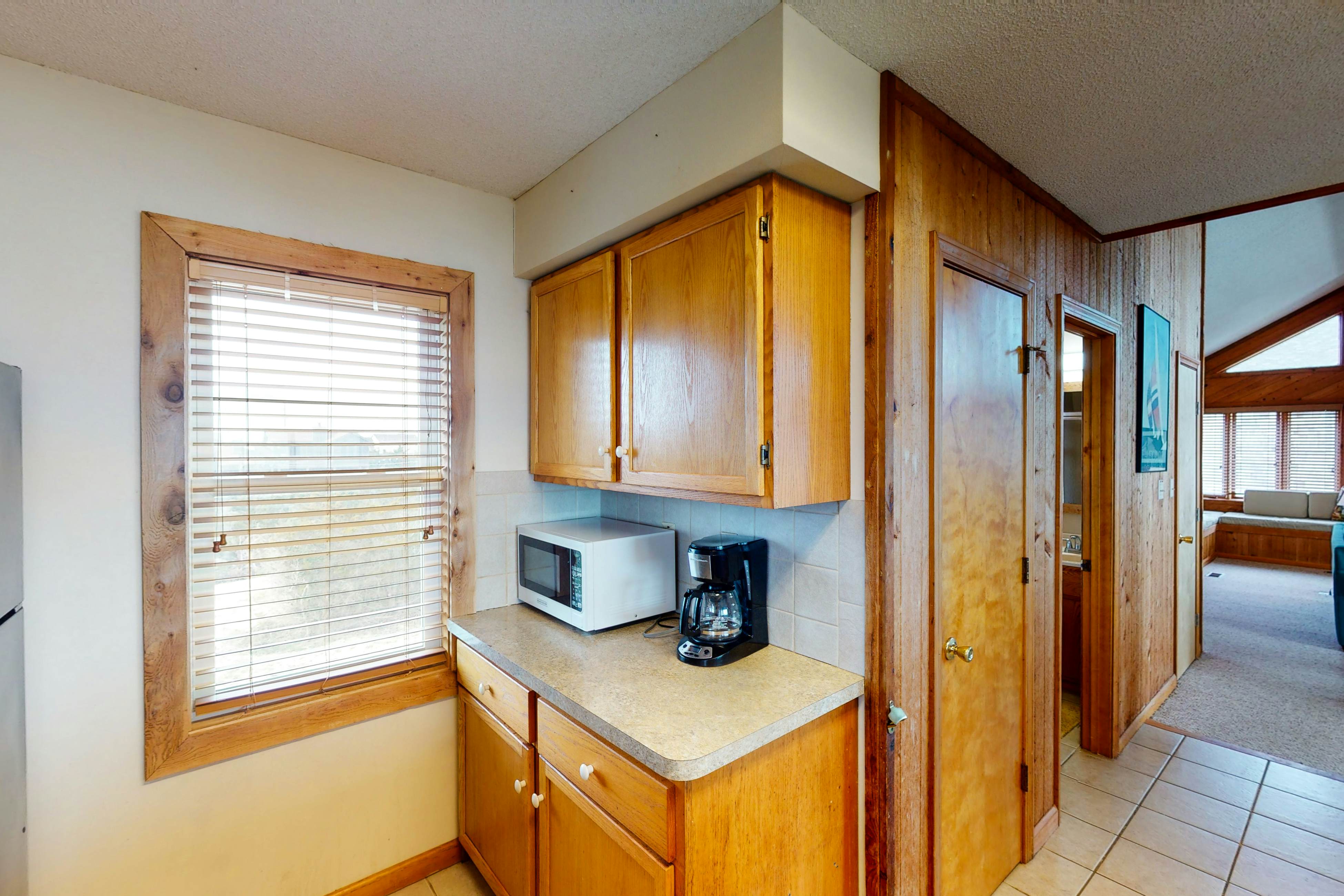 AVKS170 Three Sheets to the Wind  #70-1