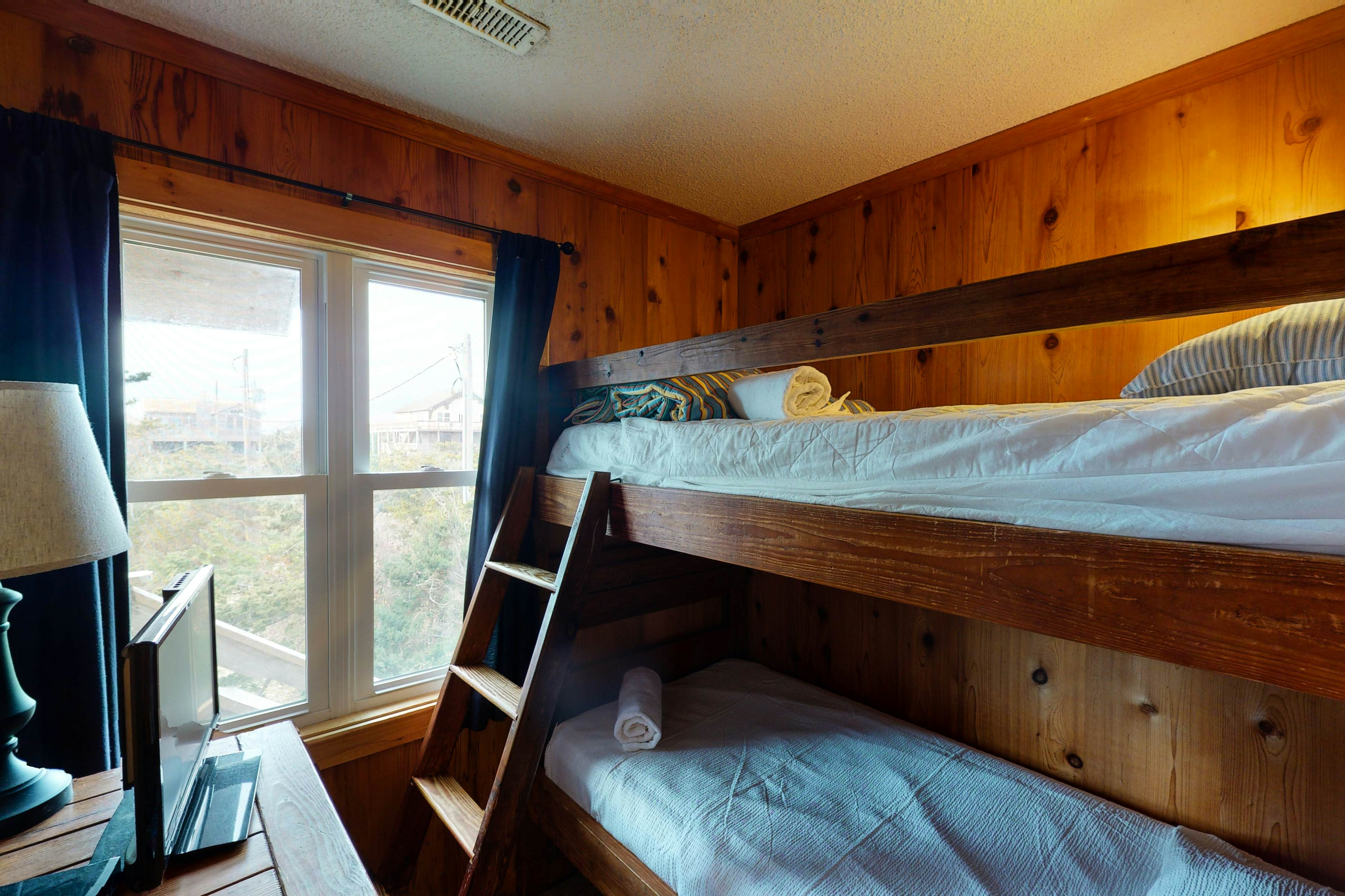 AVKS170 Three Sheets to the Wind  #70-1