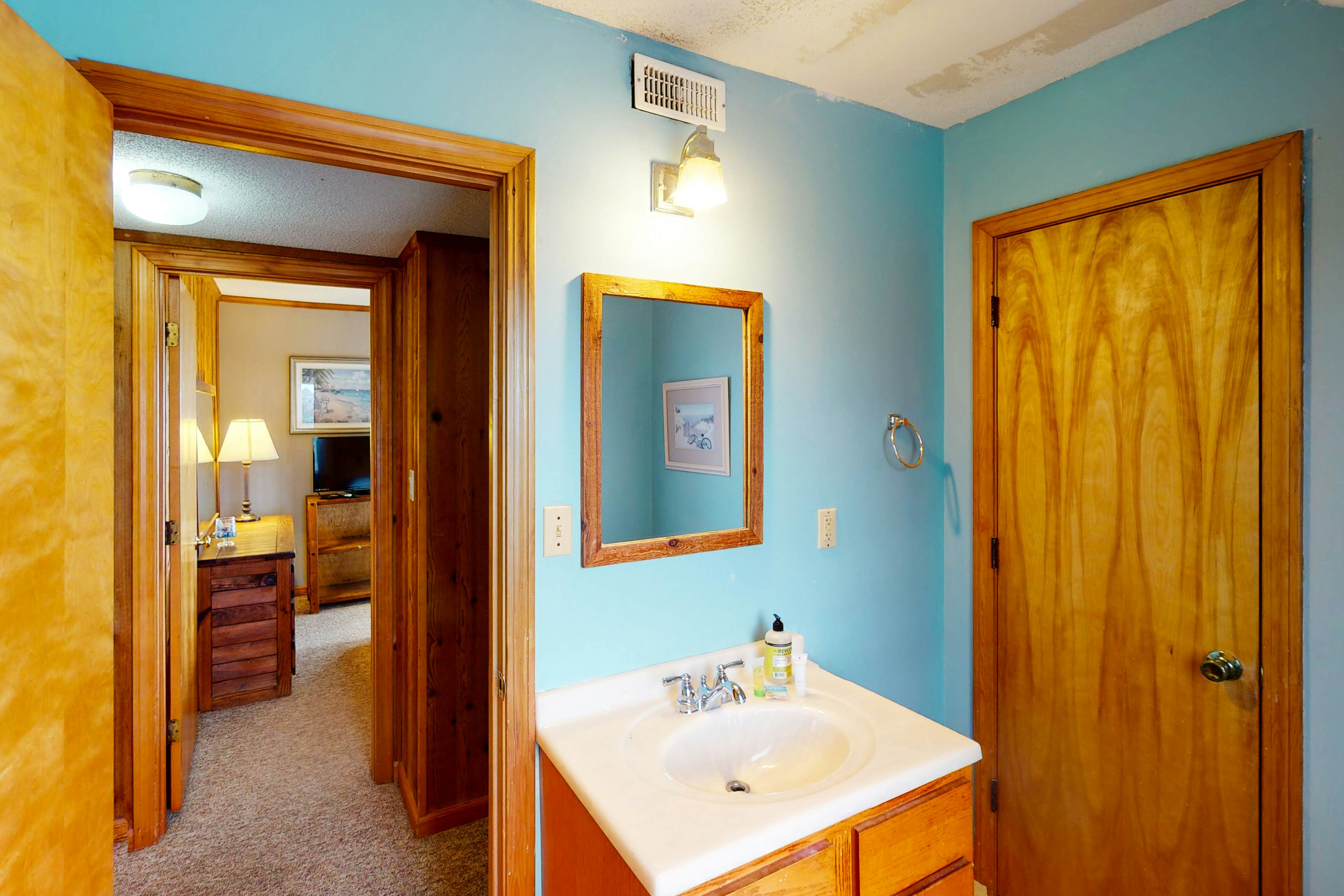 AVKS170 Three Sheets to the Wind  #70-1