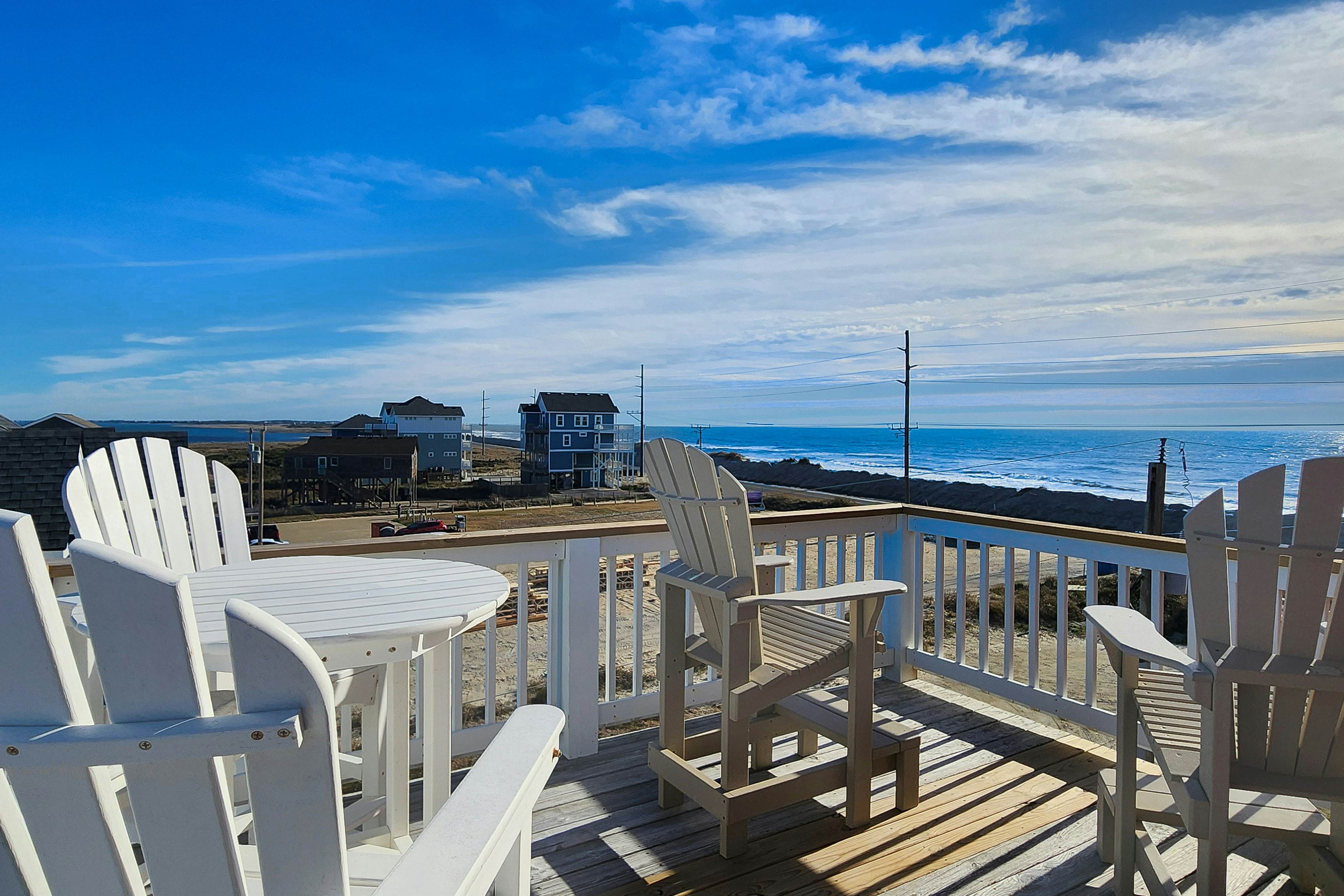 HALE124 3's a Charm 124