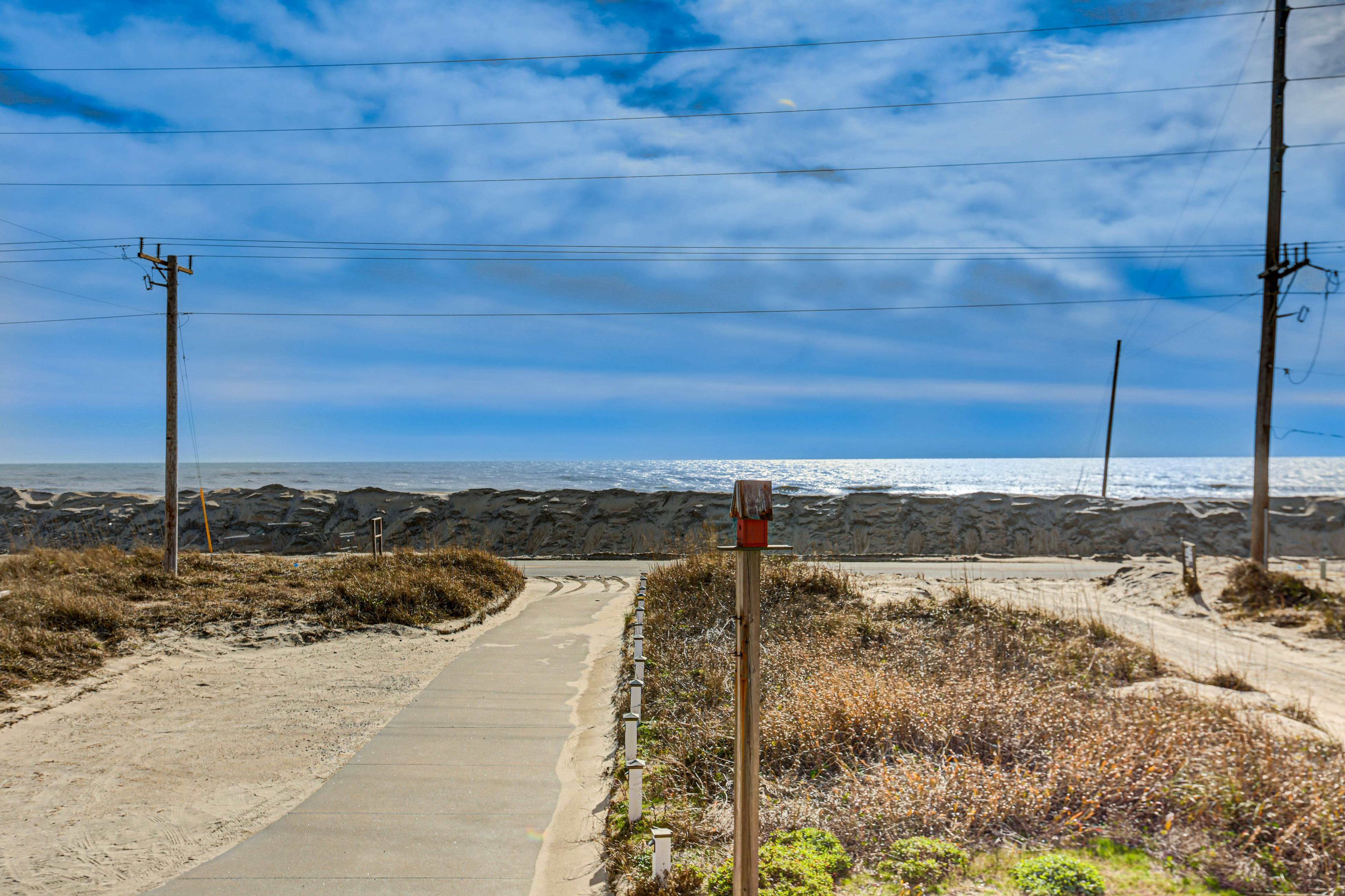 HALE124 3's a Charm 124