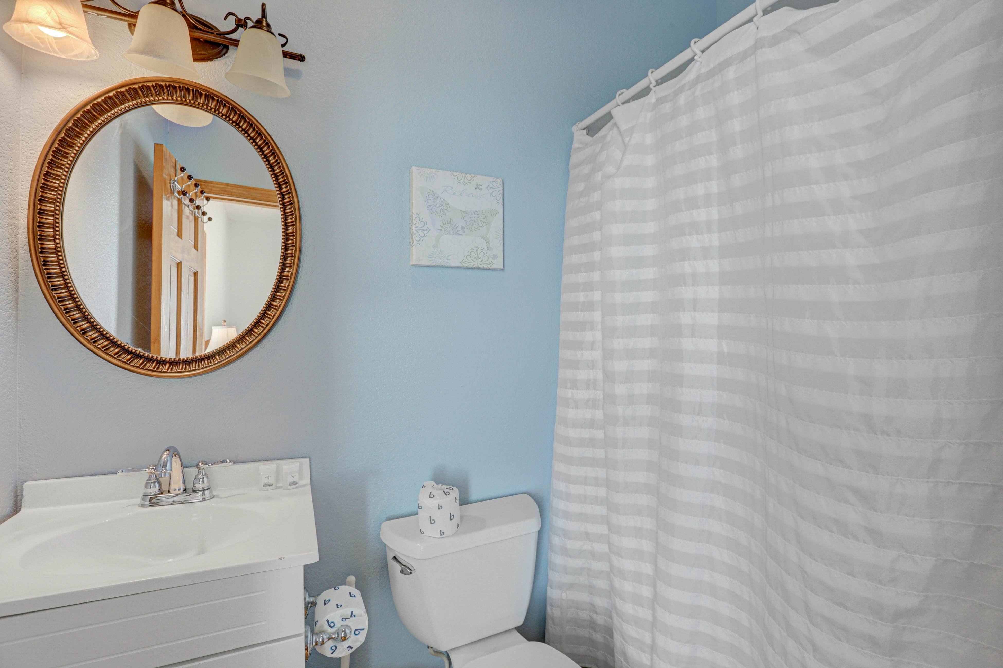 HALE124 3's a Charm 124