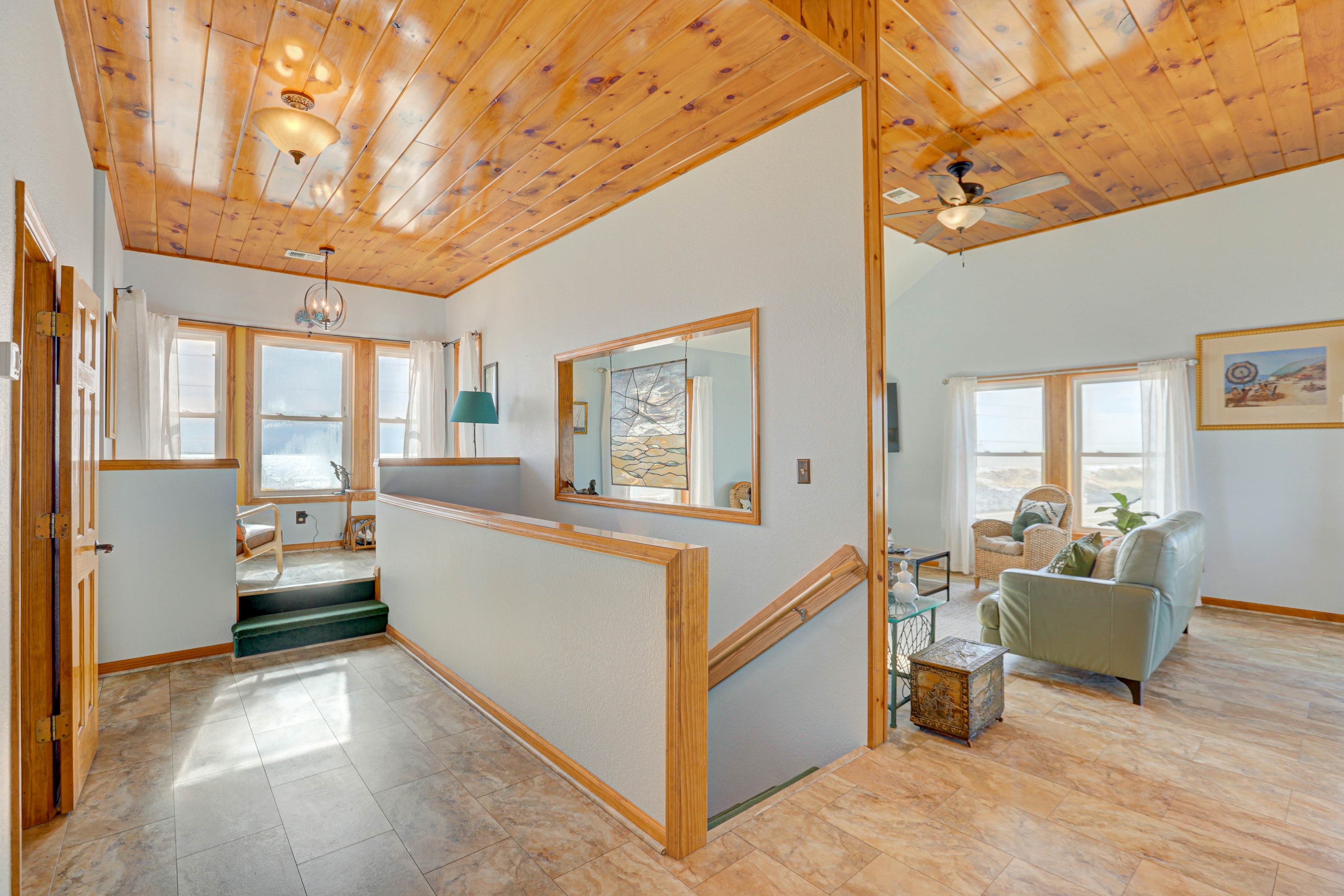 HALE124 3's a Charm 124