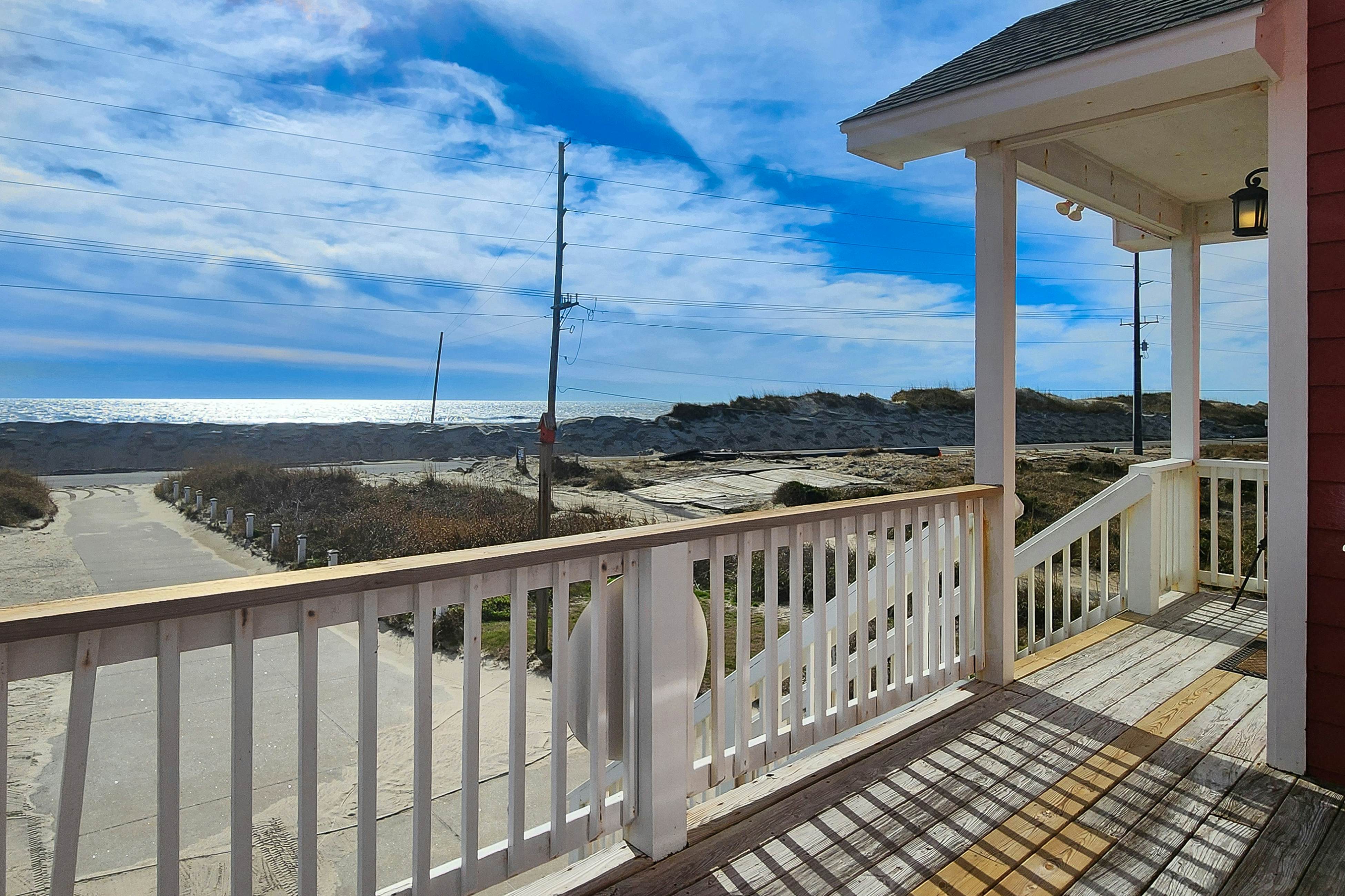 HALE124 3's a Charm 124