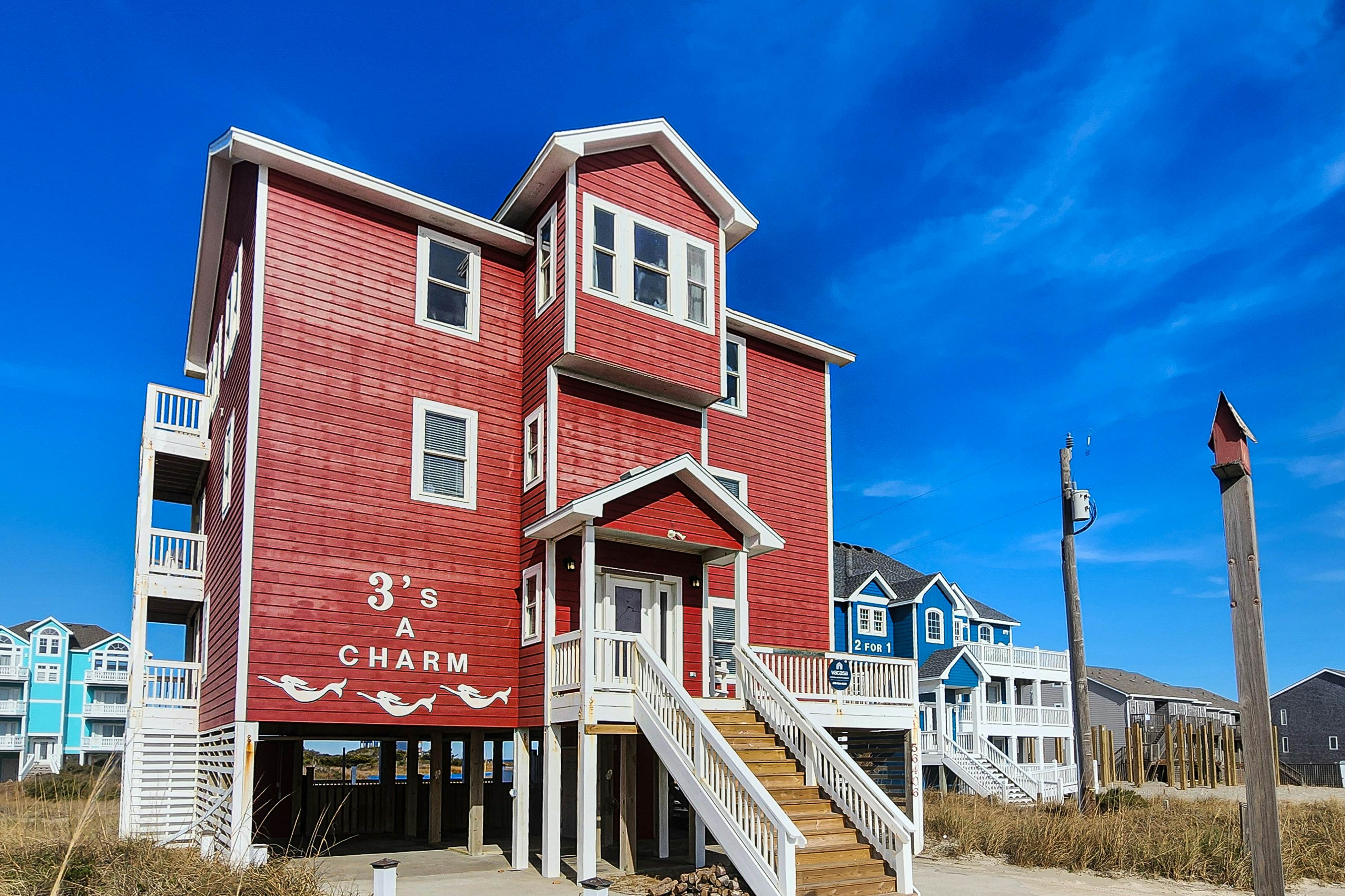 HALE124 3's a Charm 124