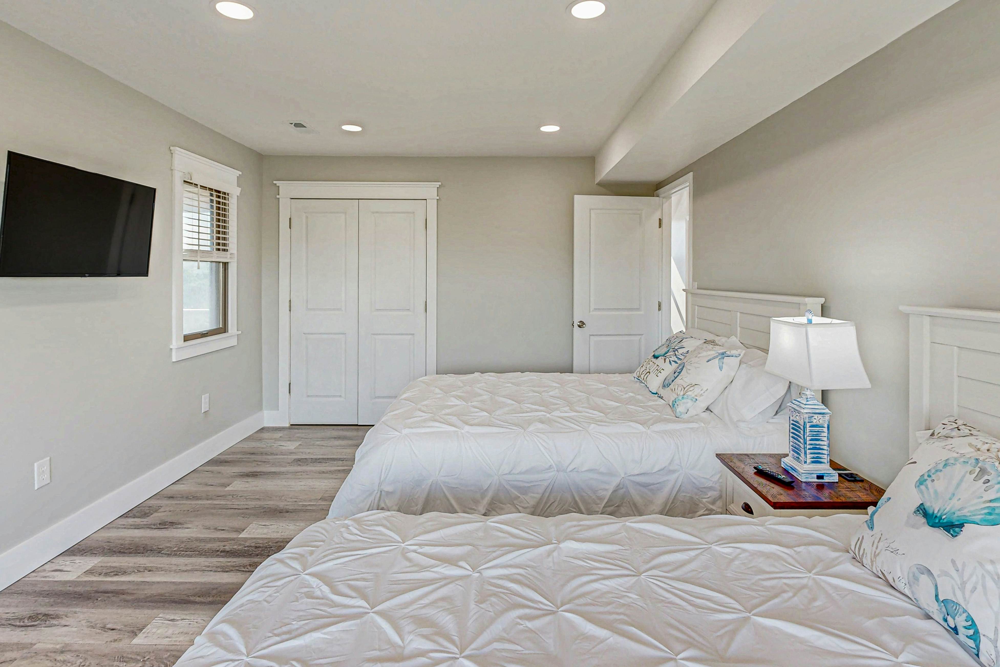 AV55 Far Horizons 55