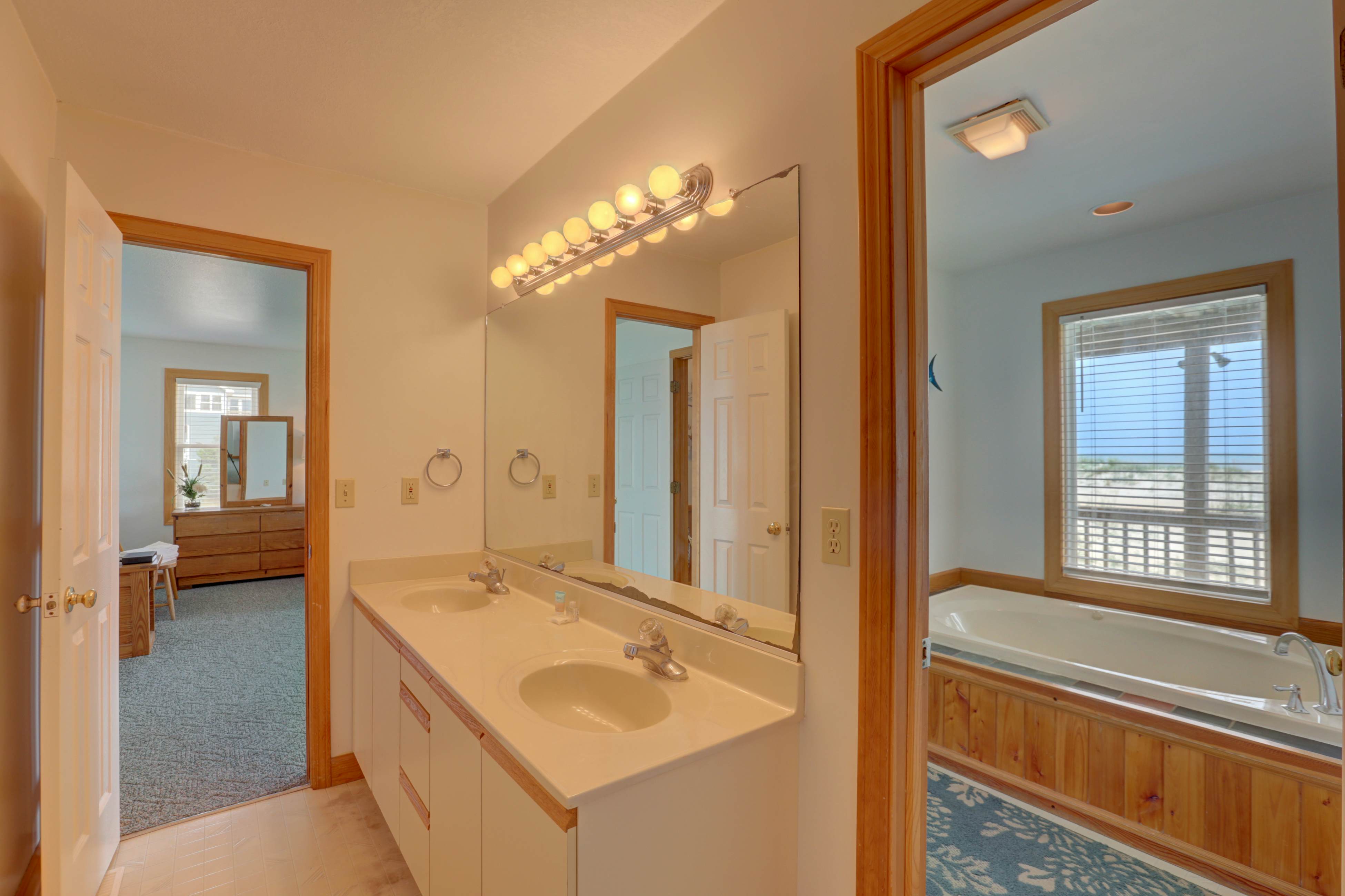 AVKS29 Play-N-Hooky Too #9-2