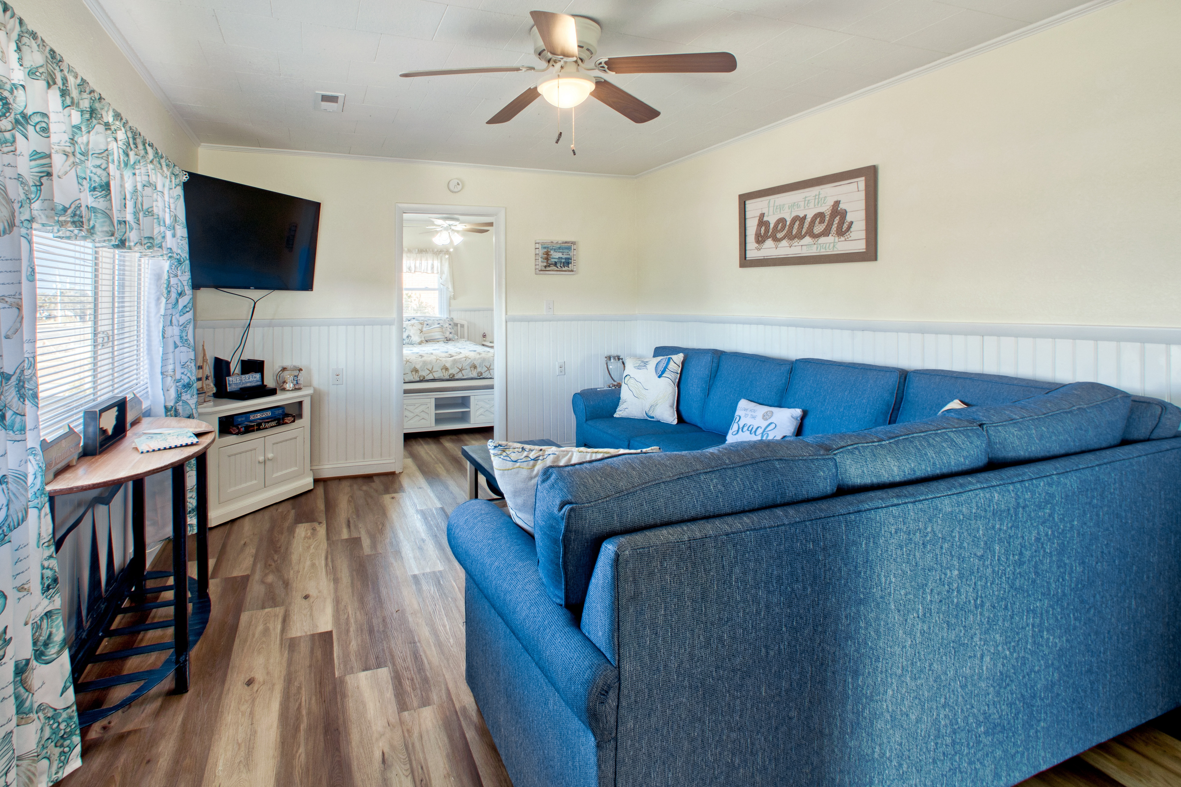 Convenient home with private washer/dryer, WiFi, central AC, and full kitchen