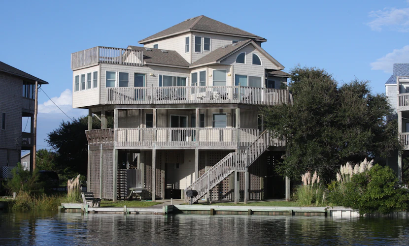 Waterfront House w/ Private Hot Tub, Free WiFi, Water View, Shared Pool